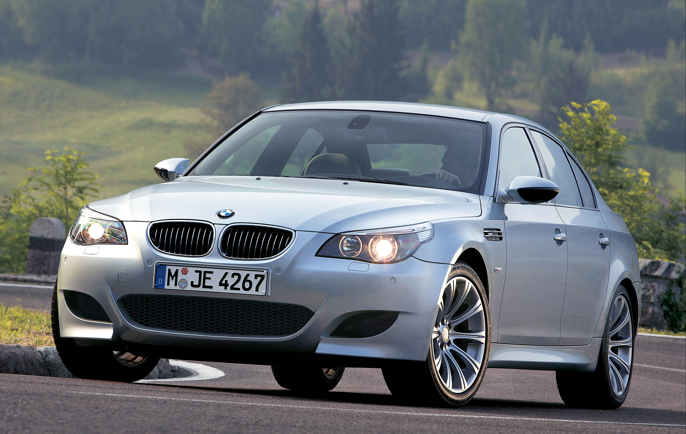 BMW M5 V10 E60