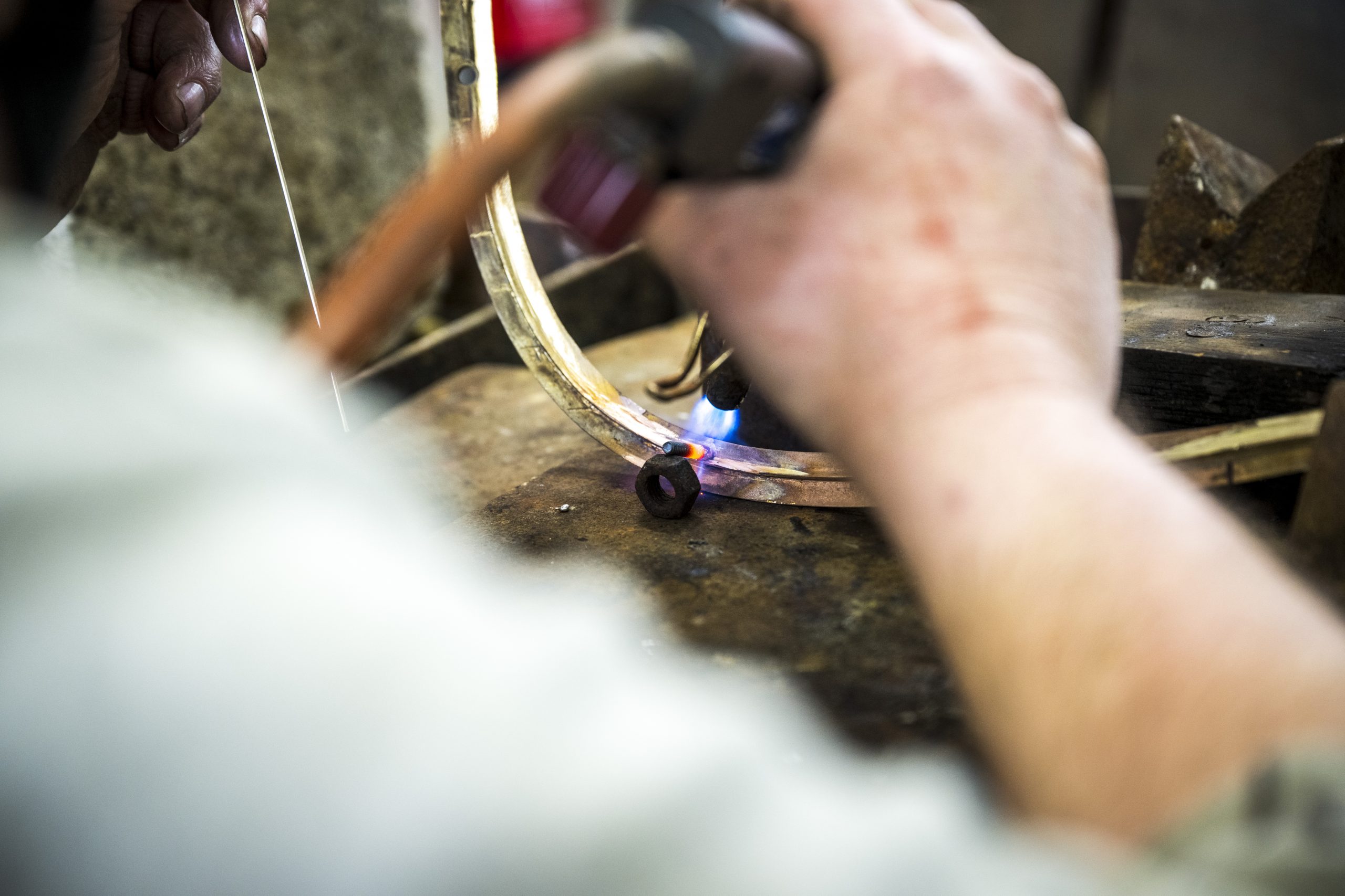 Repairing chrome car parts