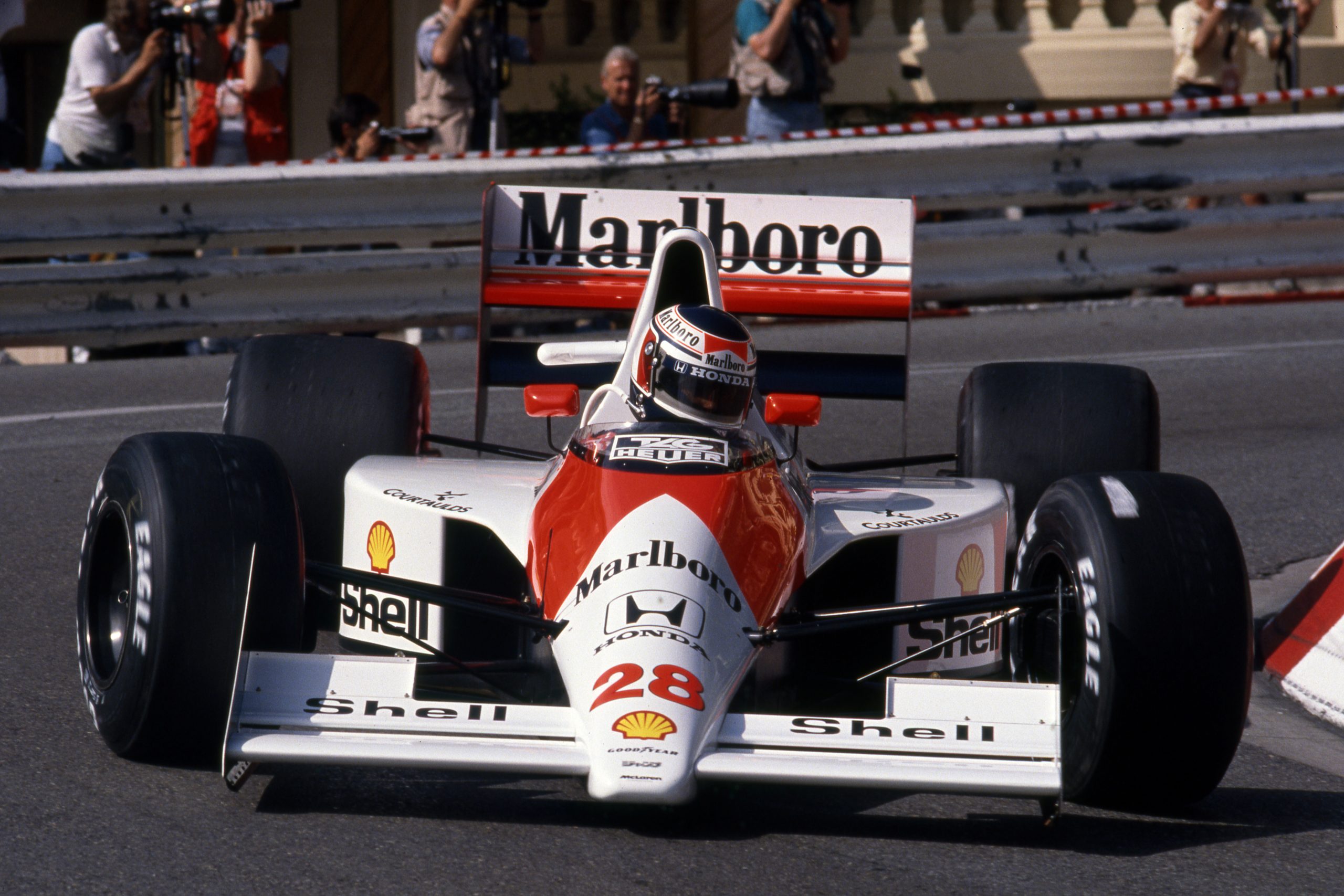 A McLaren MP4/5B driven by Senna is for sale