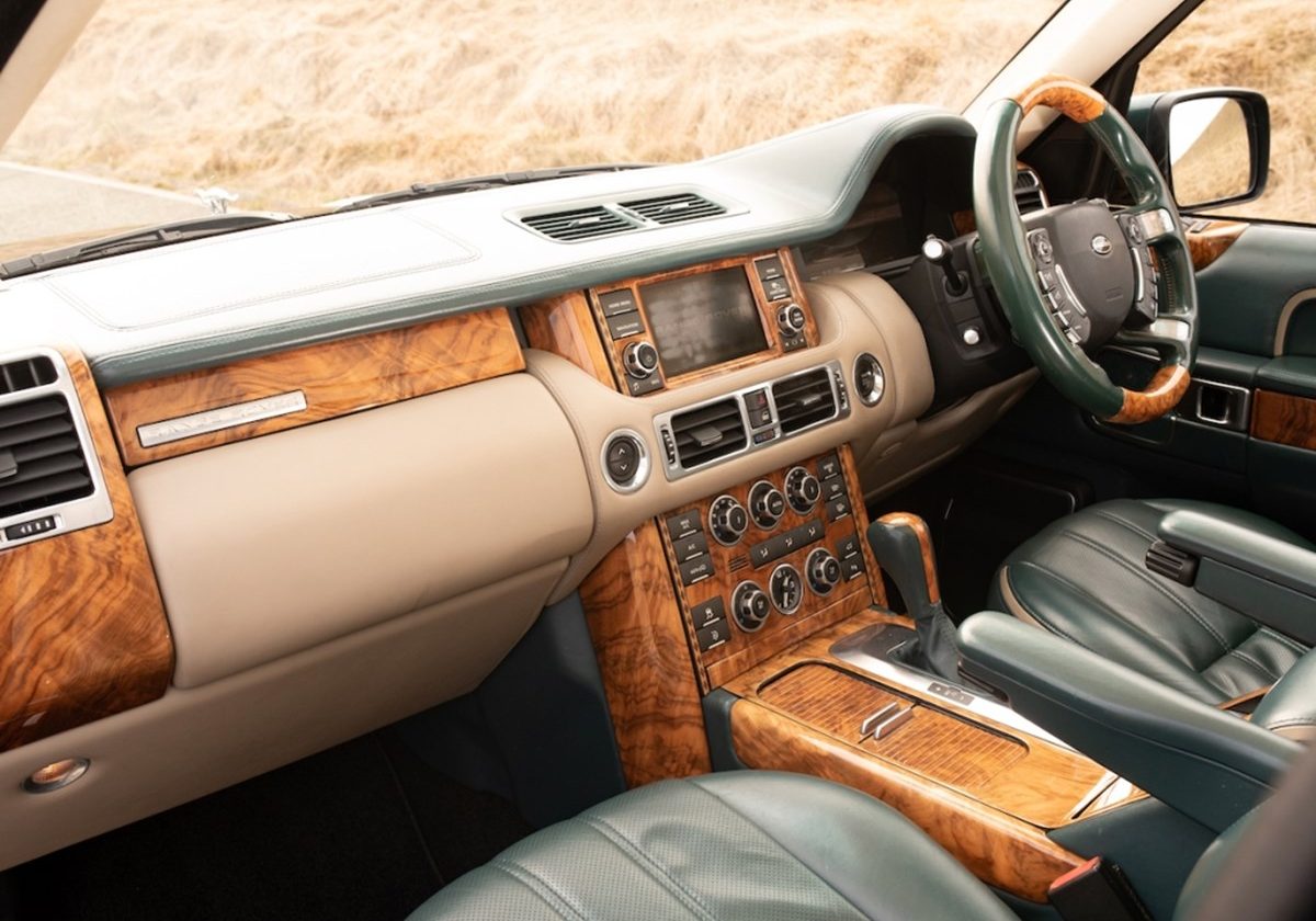 2010 Range Rover Holland & Holland by Overfinch interior