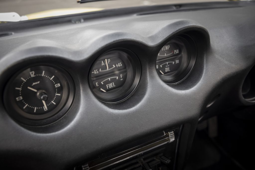 1974 Datsun 240Z gauges