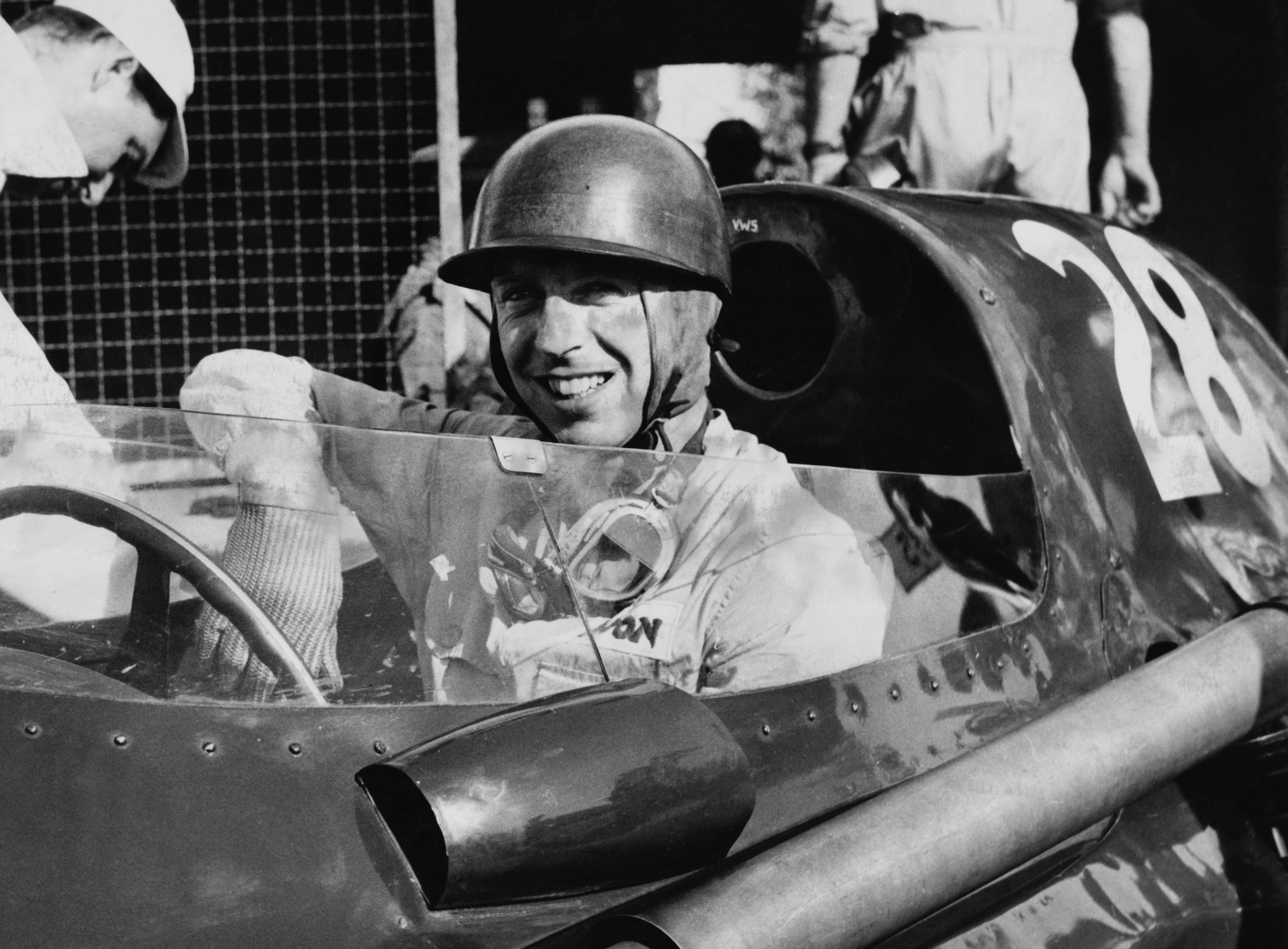 Formula One’s ‘racing dentist’ Tony Brooks dies aged 90