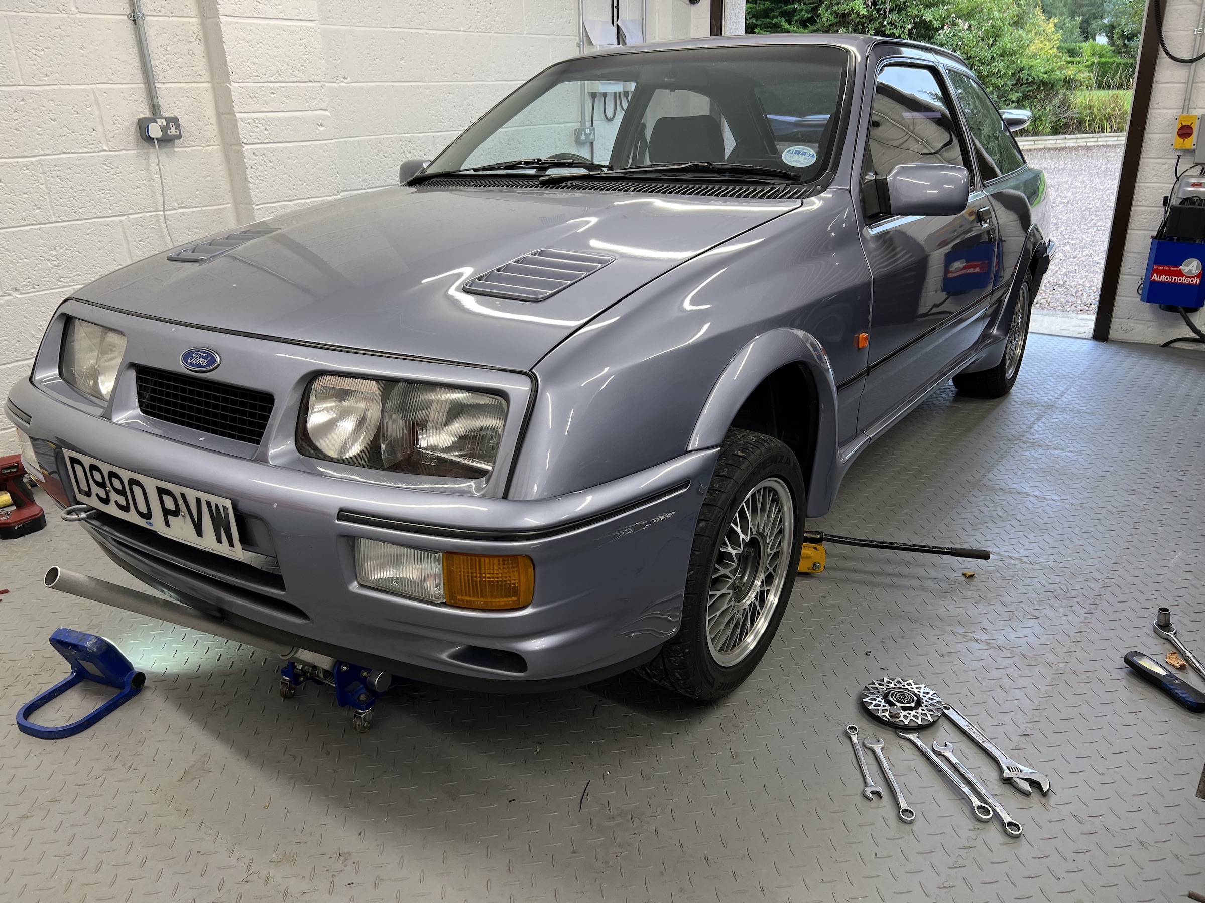 Our Classics: 1986 Ford Sierra RS Cosworth | Steering rack comes under scrutiny