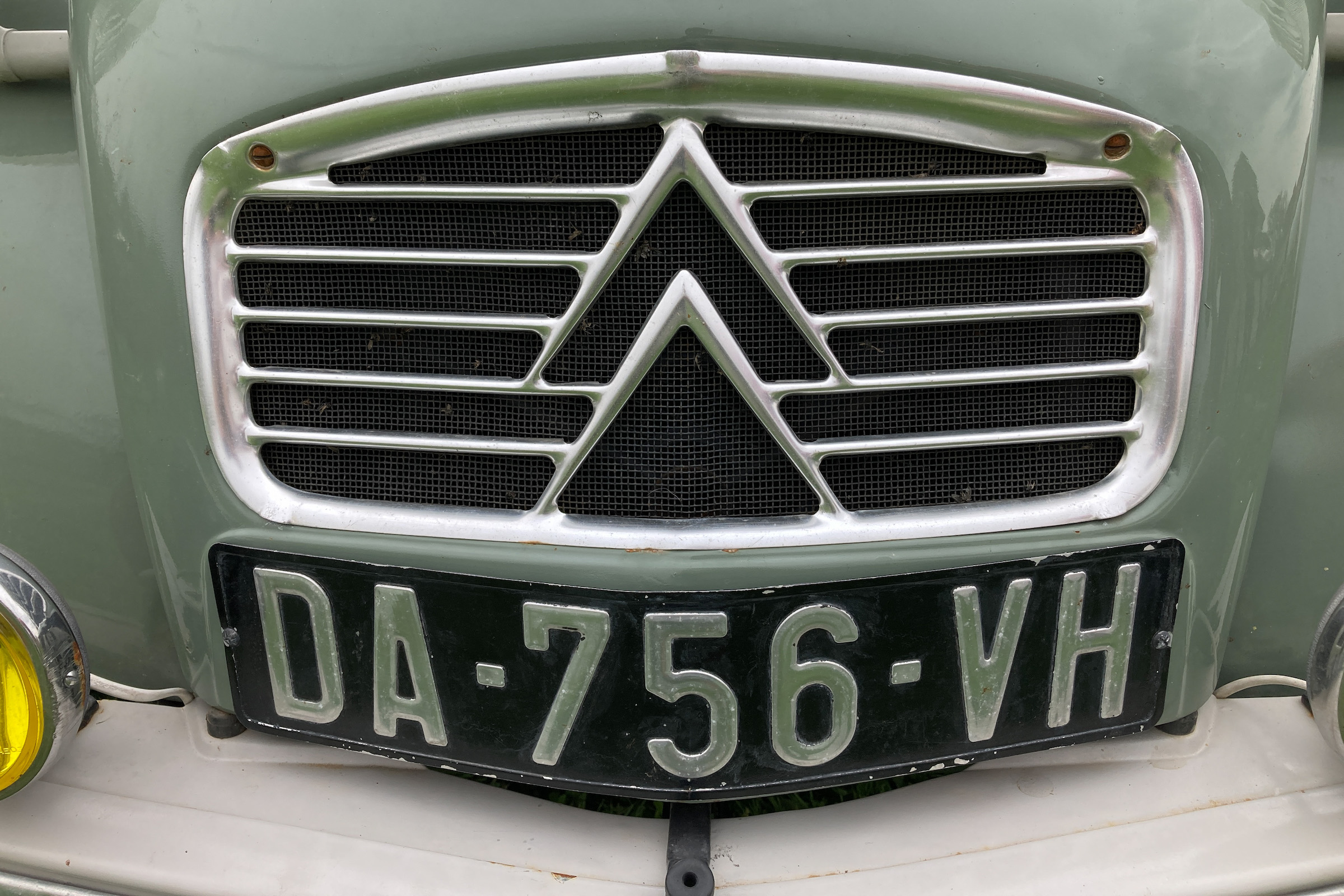 1963 Citroen 2CV Oliver Pickard grille