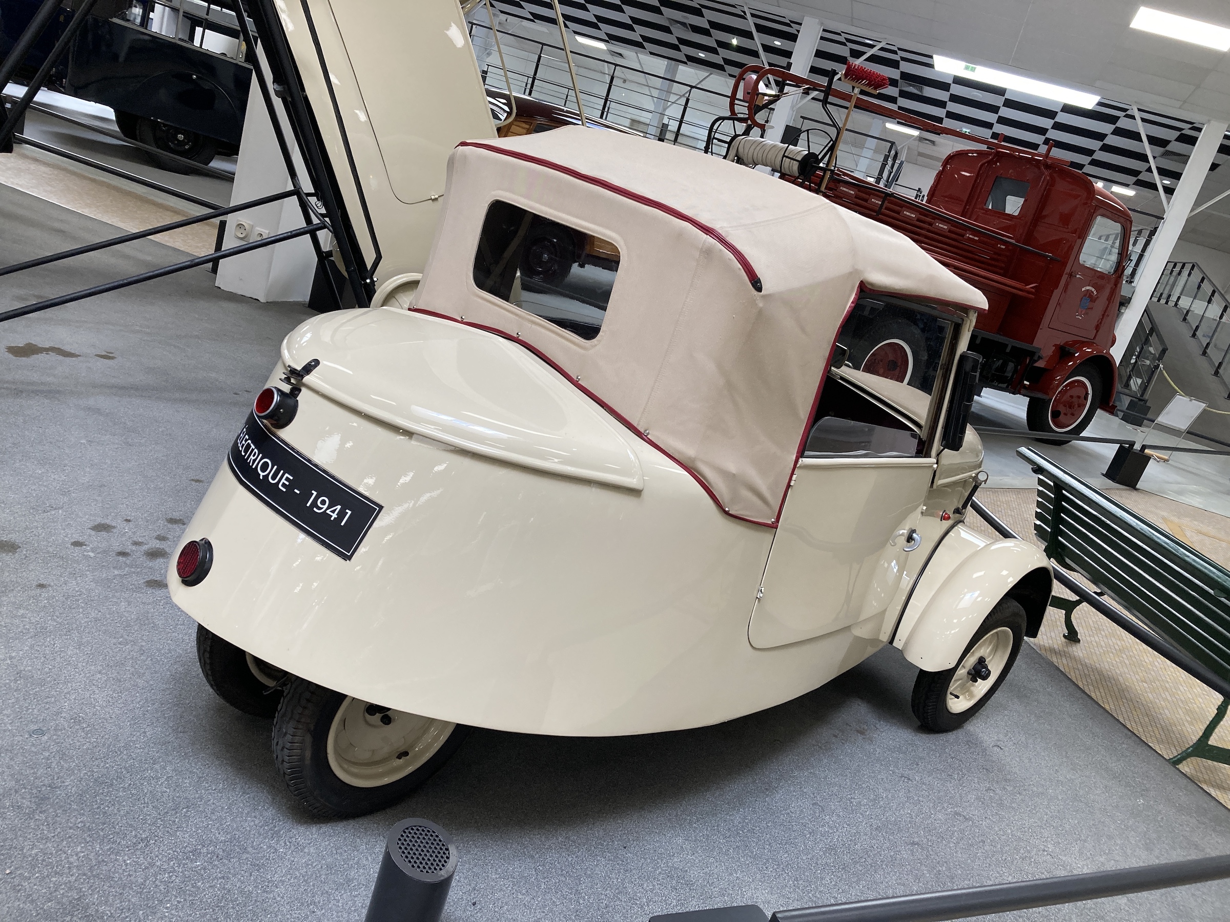 1941 Peugeot VLV