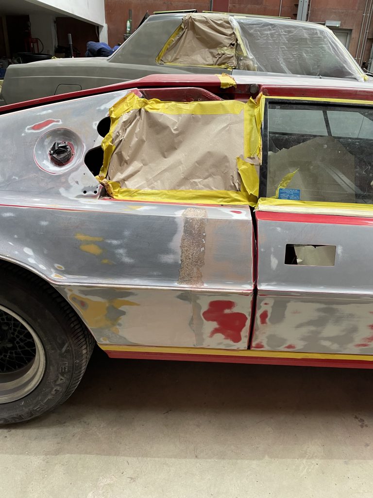 Stripping paint from a fibreglass Lotus Esprit