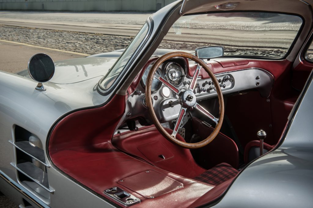 Mercedes 300 SLR Uhlenhaut coupe interior