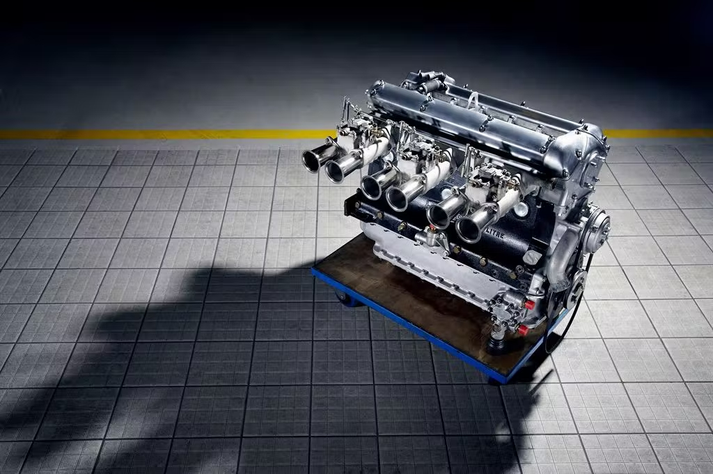 Jaguar XK-6 engine history