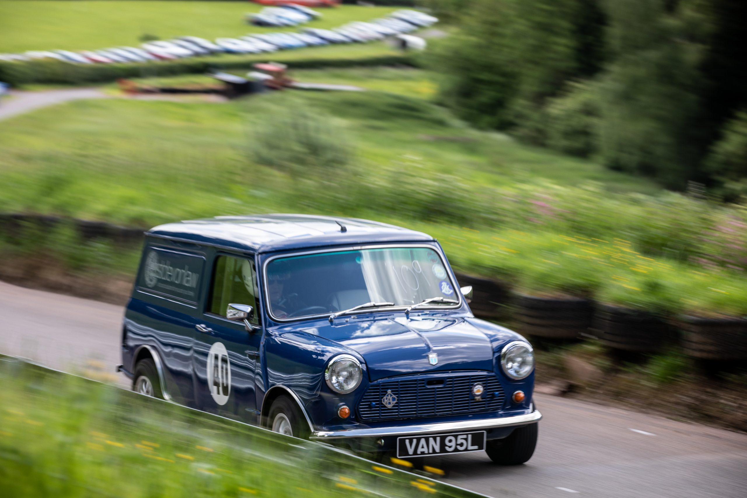 Ian Hunt's Mini van racer