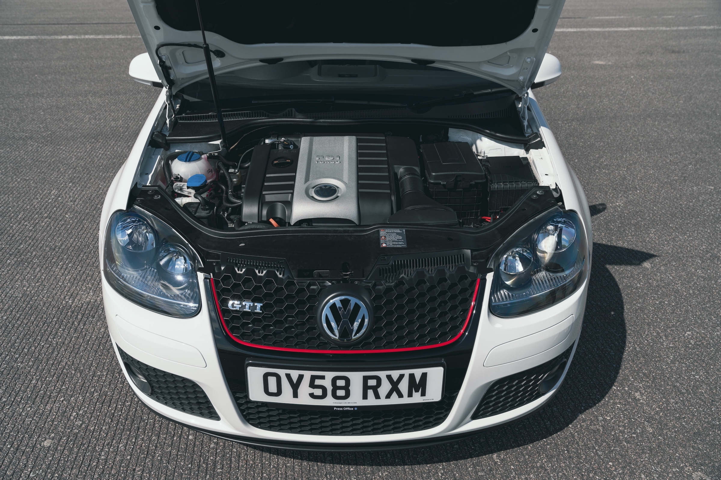 Volkswagen Golf GTI Mk5 engine