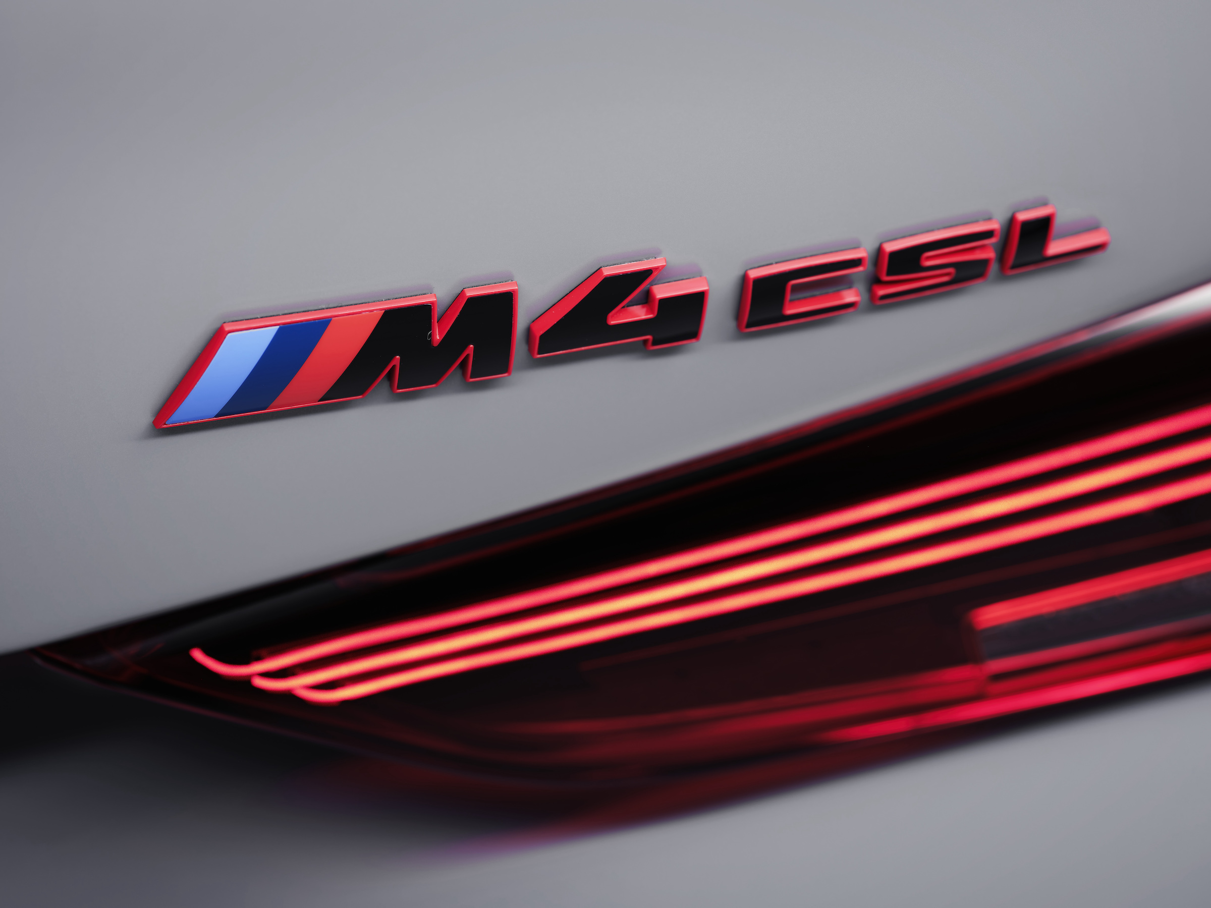 BMW M4 CSL badge