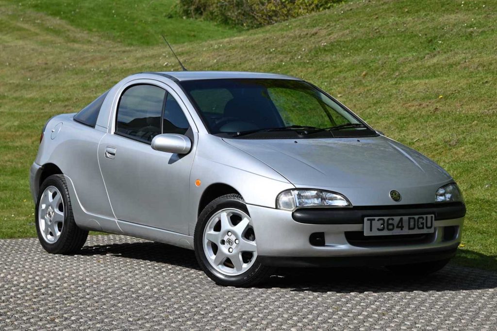 Vauxhall Tigra Chequers