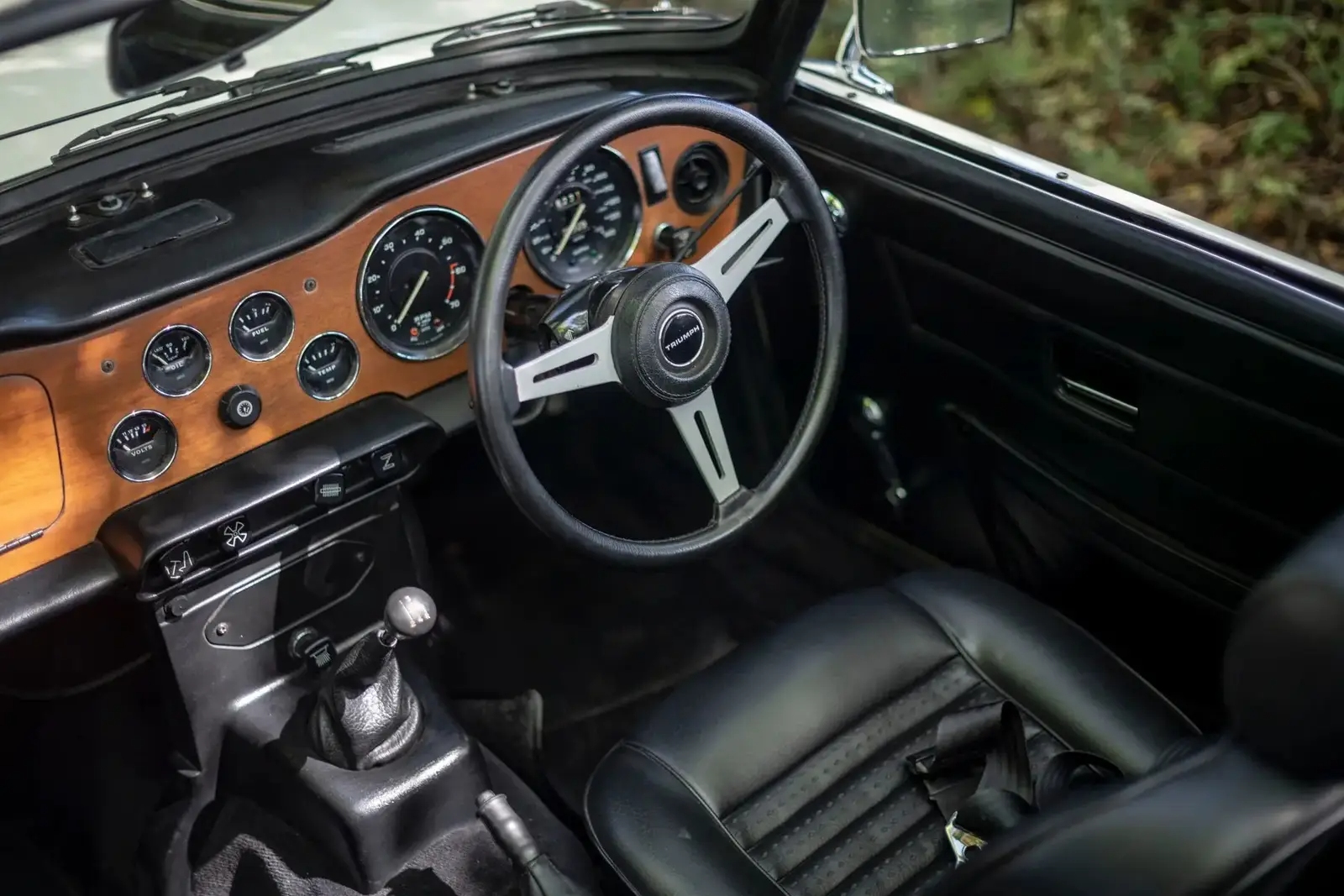 3000-mile Triumph TR6 for sale