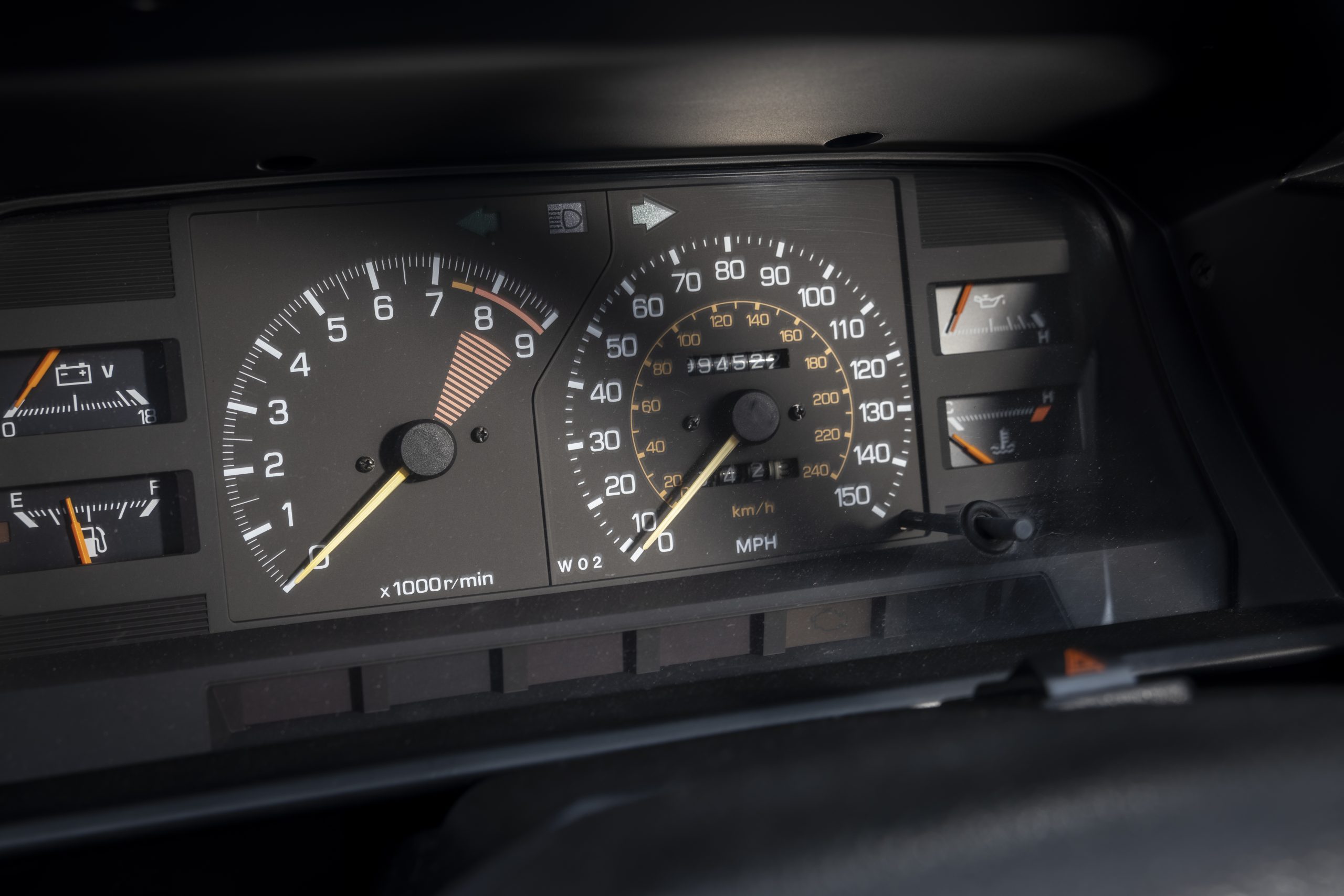 Toyota MR2 Mk1 dials