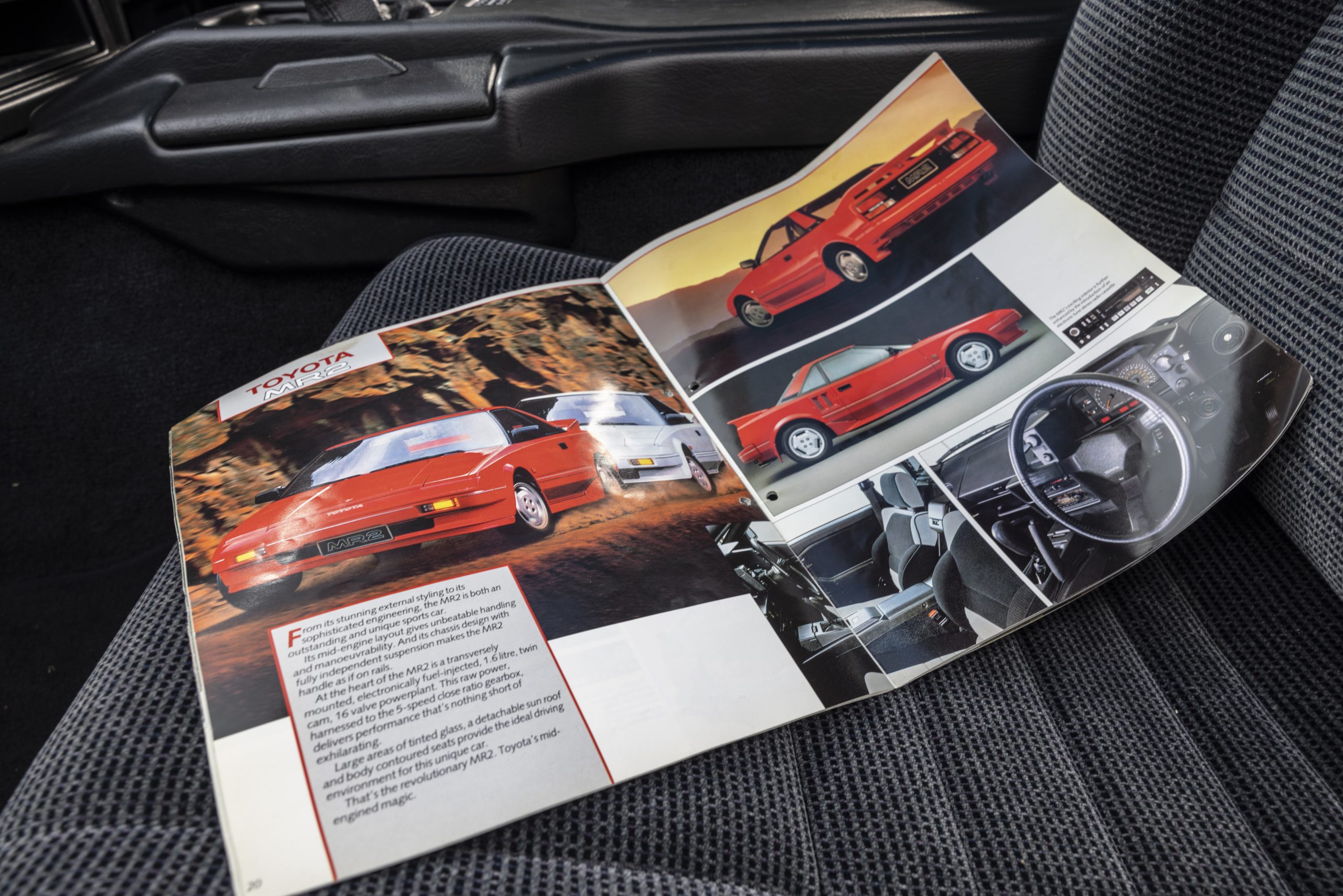 Toyota MR2 Mk1 brochure