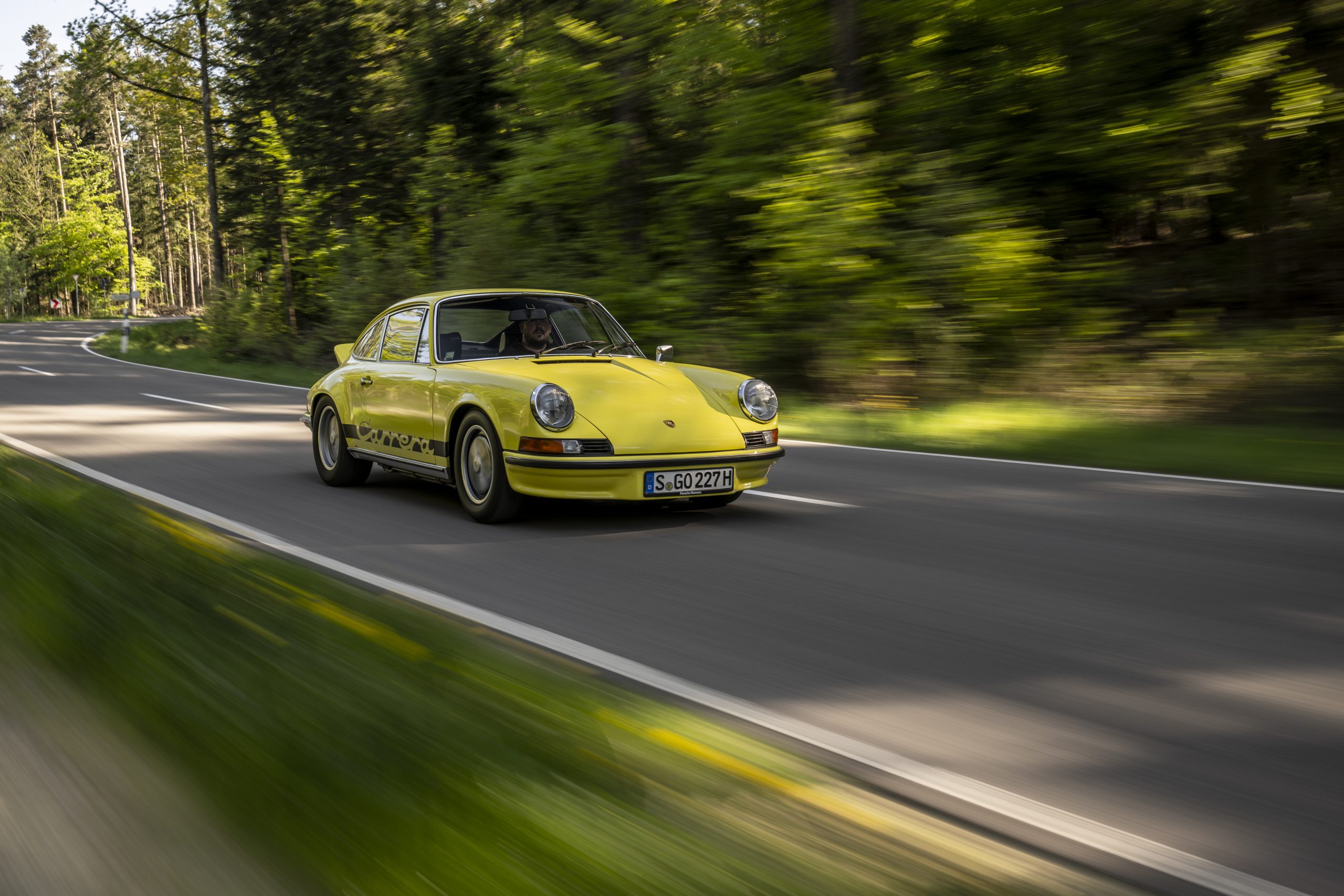 Porsche 911 Carrera 2.7 RS Sport and Touring