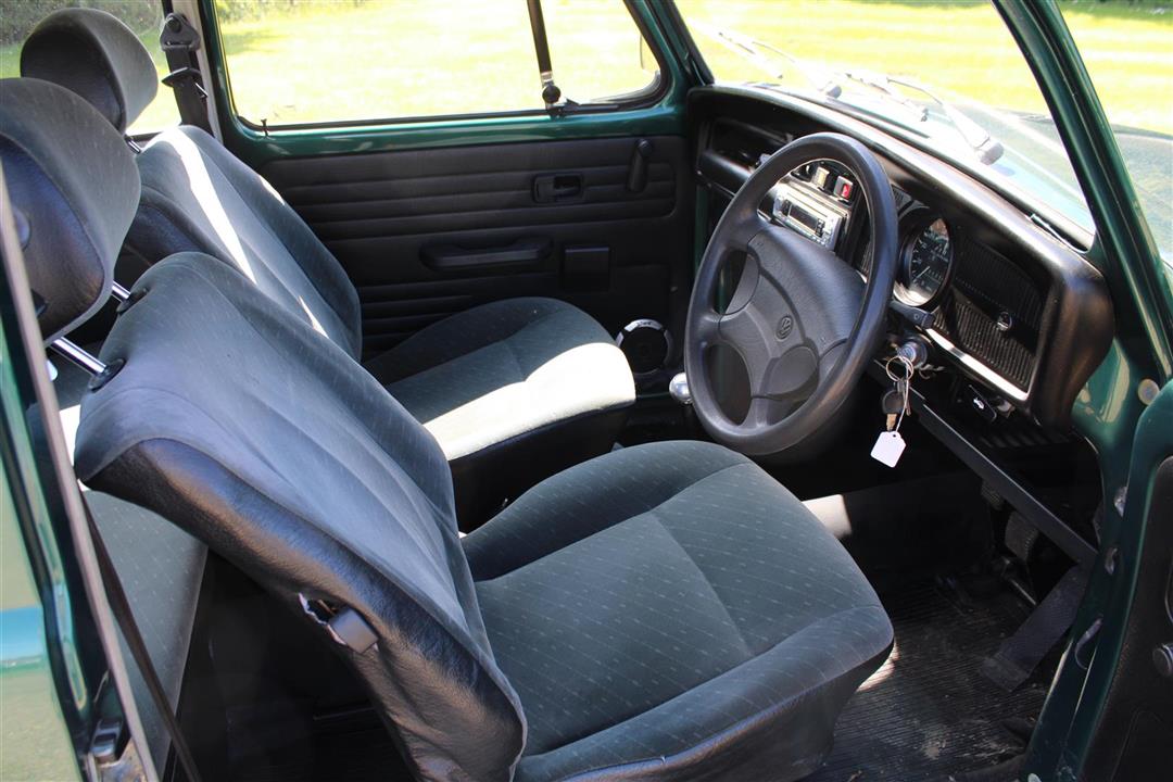 ACA Volkswagen Beetle 1600 interior