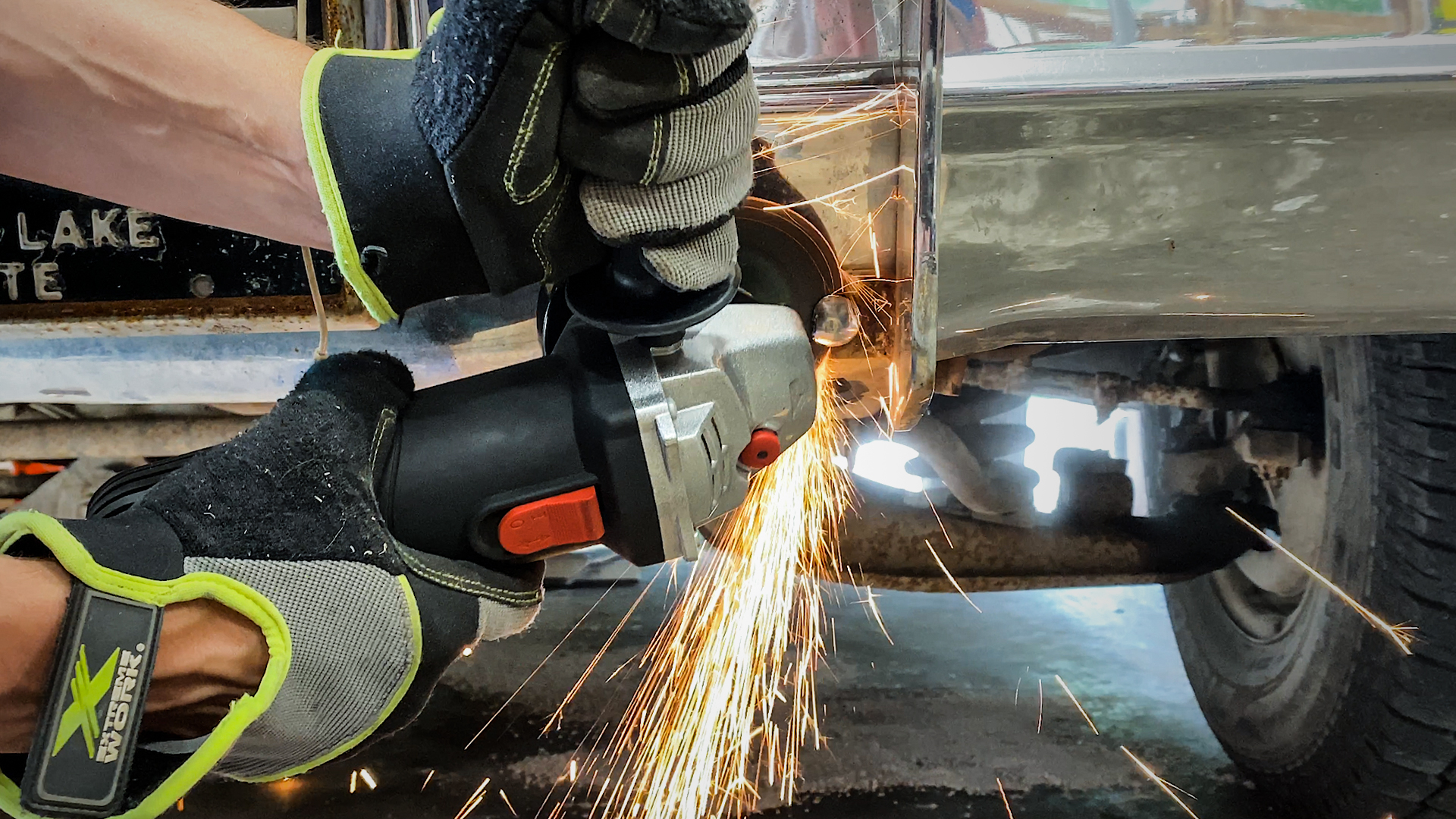 Grinding metal