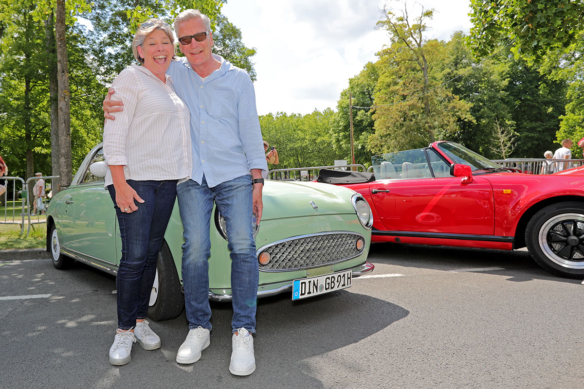 Laon Historic Nissan Figaro