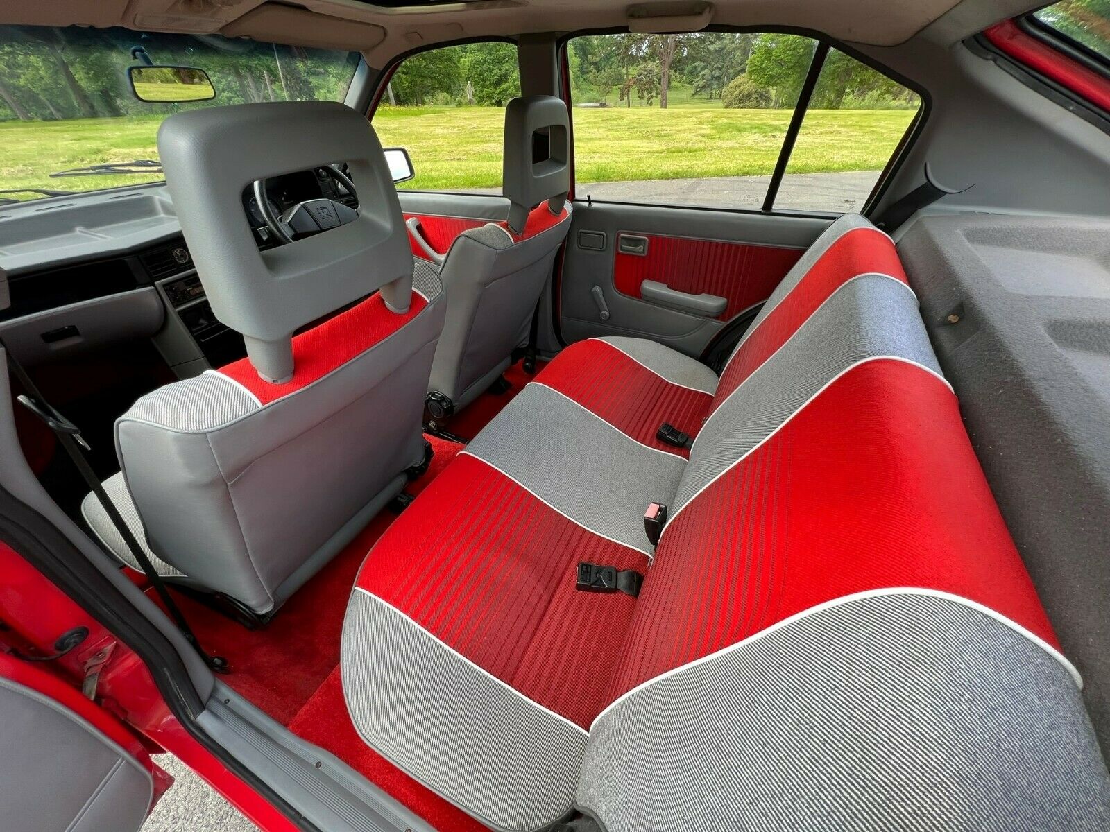 Vauxhall Astra Antibes interior
