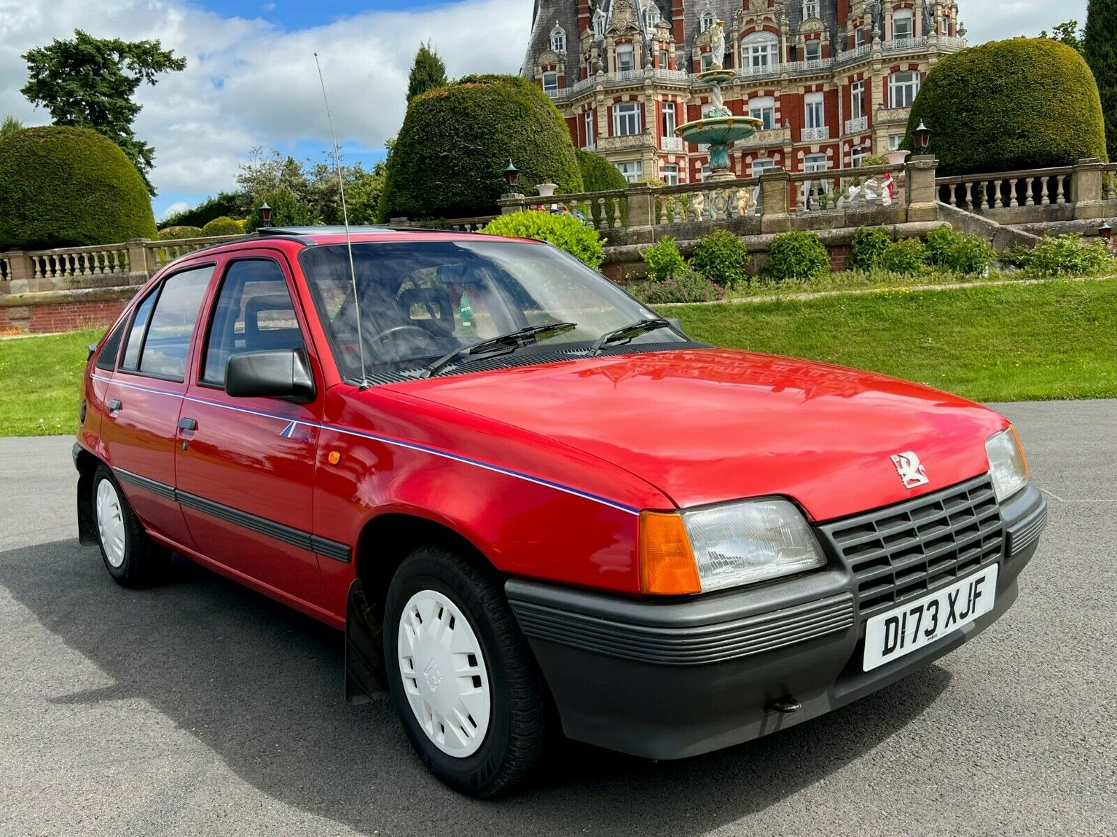 Unexceptional Classifieds: Vauxhall Astra Antibes