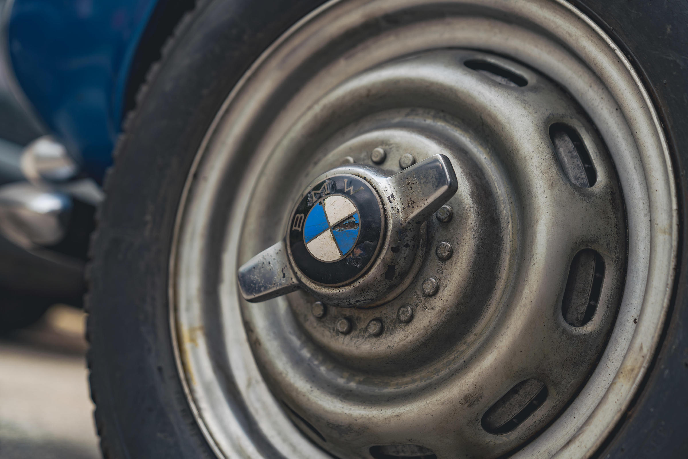 1957 BMW 507 wheel