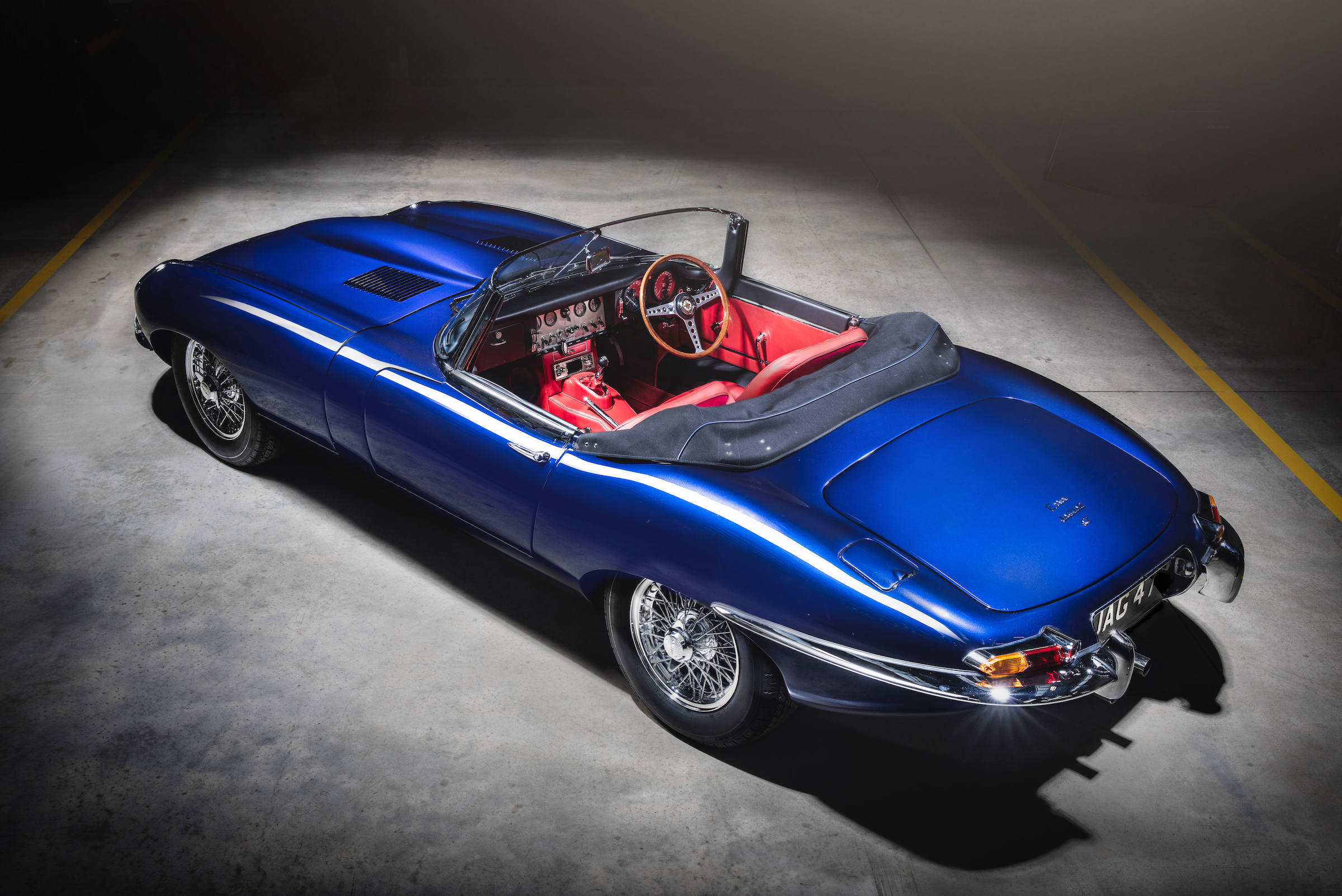 Unique Jaguar E-type is a customised Jubilee showcase