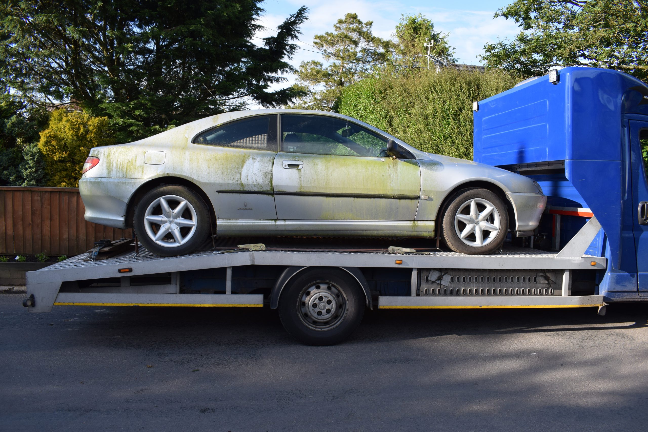 Peugeot 406 Coupe trailer