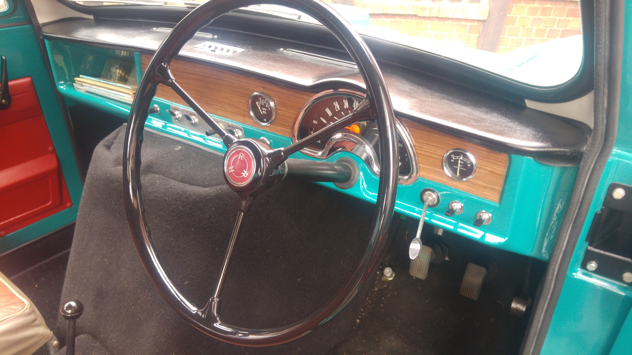 Unexceptional Reliant Regal interior