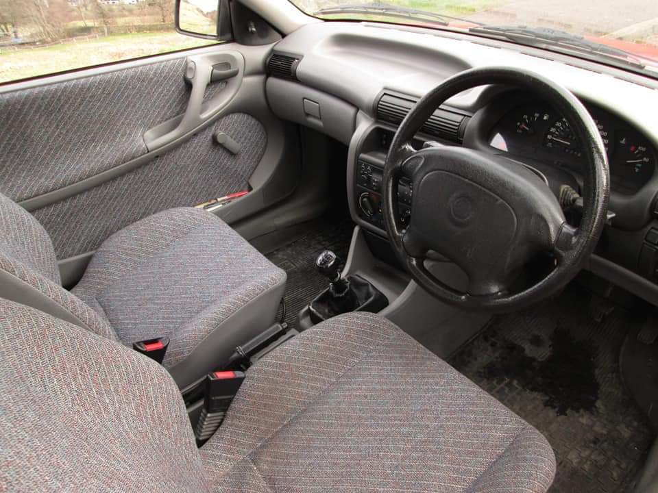 Unexceptional Vauxhall Astra Merit interior