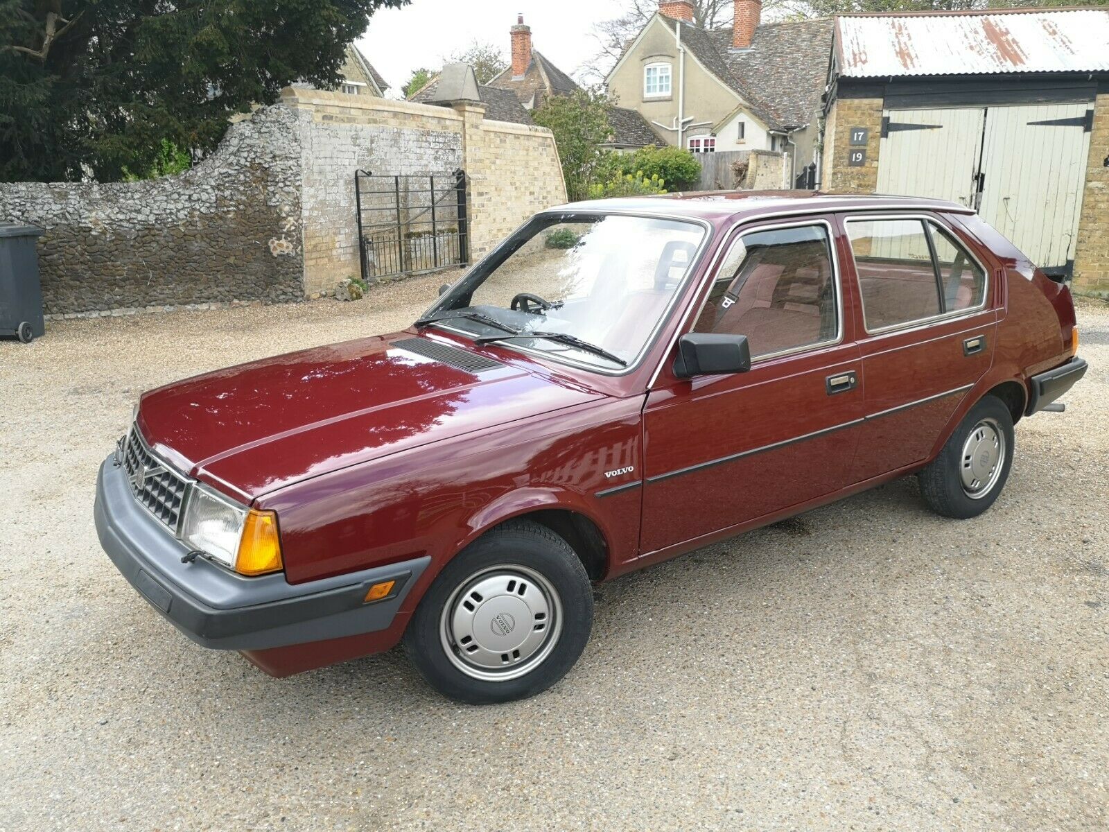 Unexceptional Classifieds: Volvo 340 1.4DL