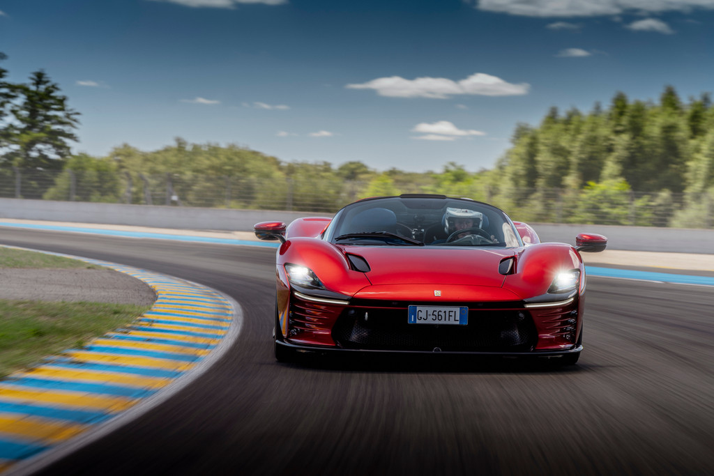 Ferrari Daytona SP3 review
