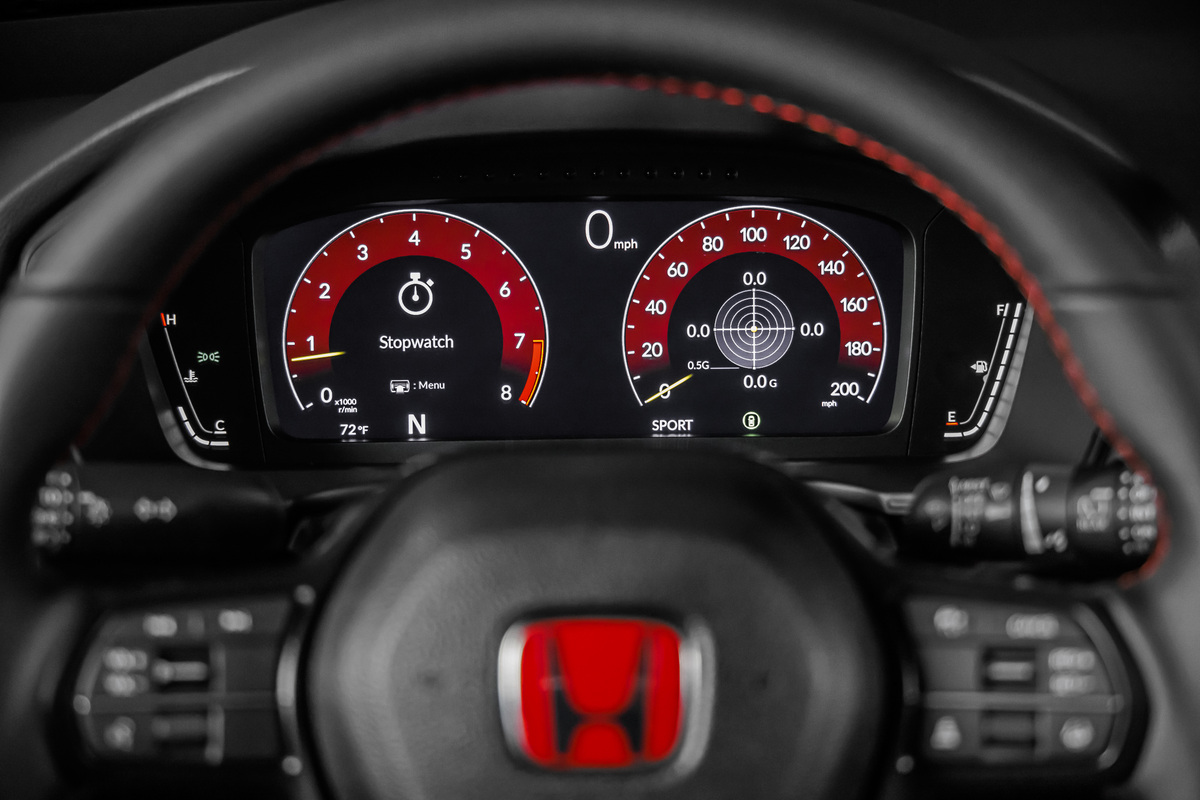 2023 Honda Civic Type R digital dials