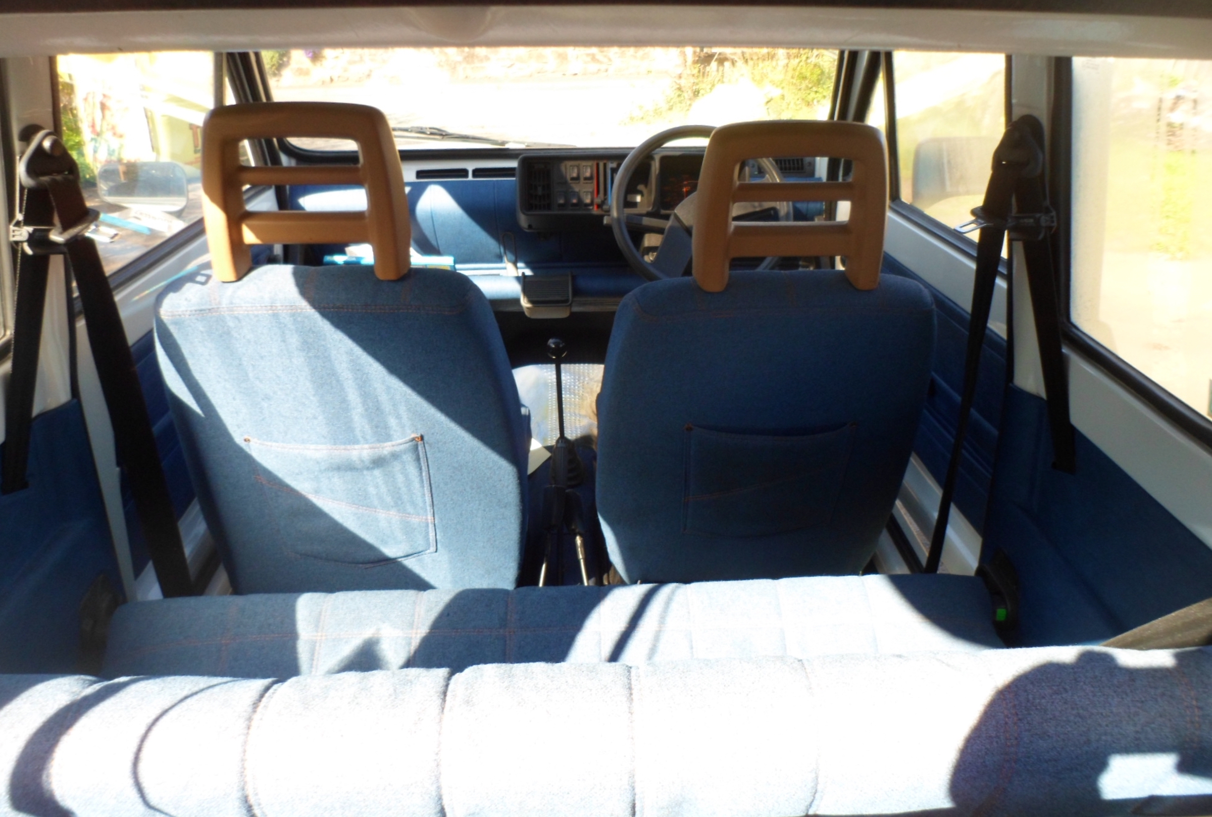 SEAT Marbella Jeans interior