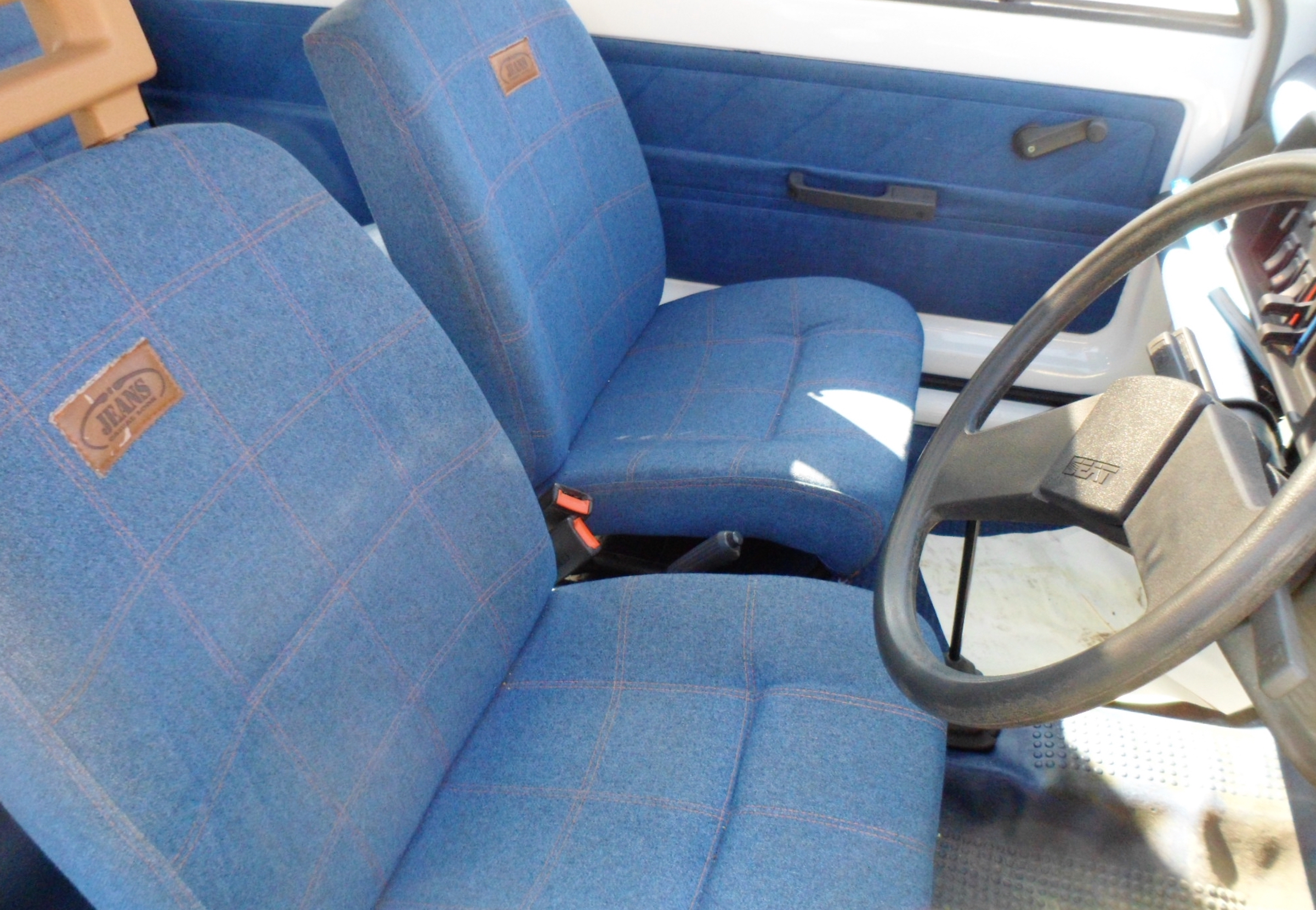 SEAT Marbella Jeans interior