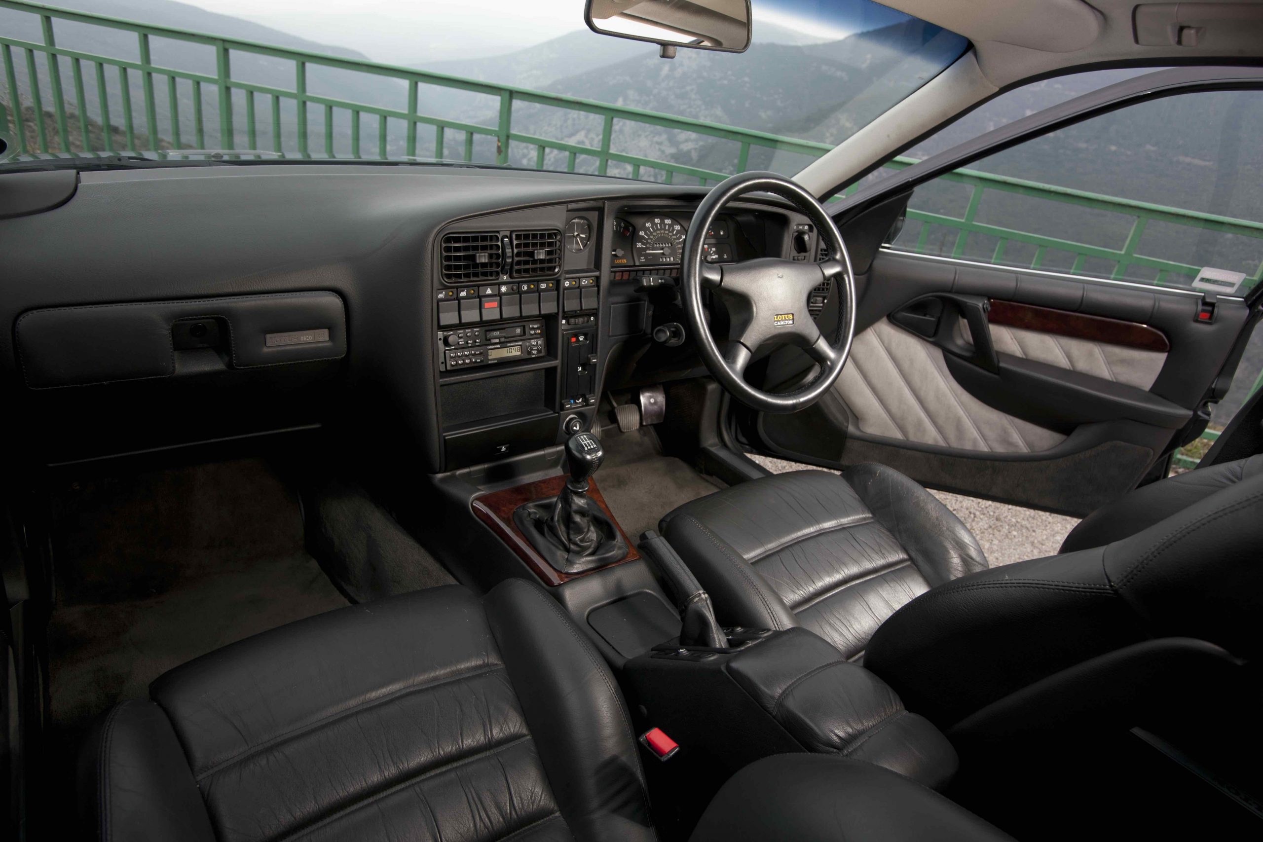 Lotus Carlton interior