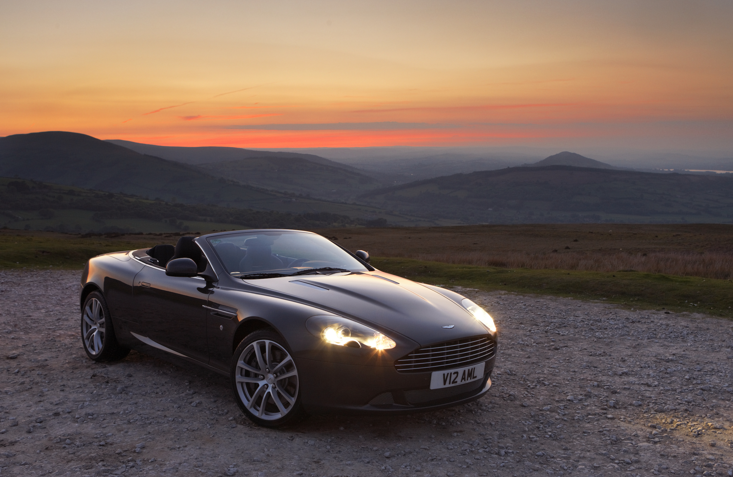 Aston Martin DB9 Volante