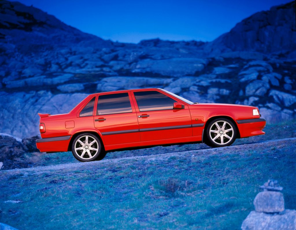 Volvo 850 R saloon