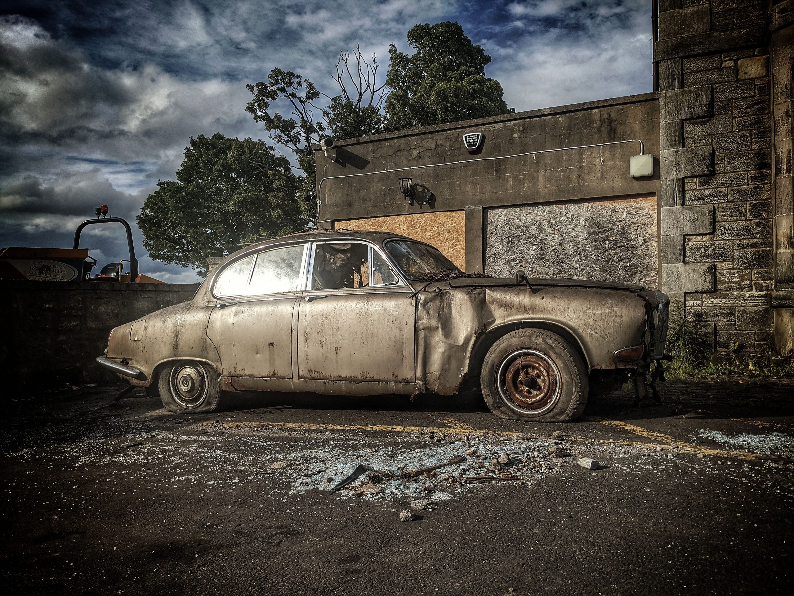 Jaguar barn find