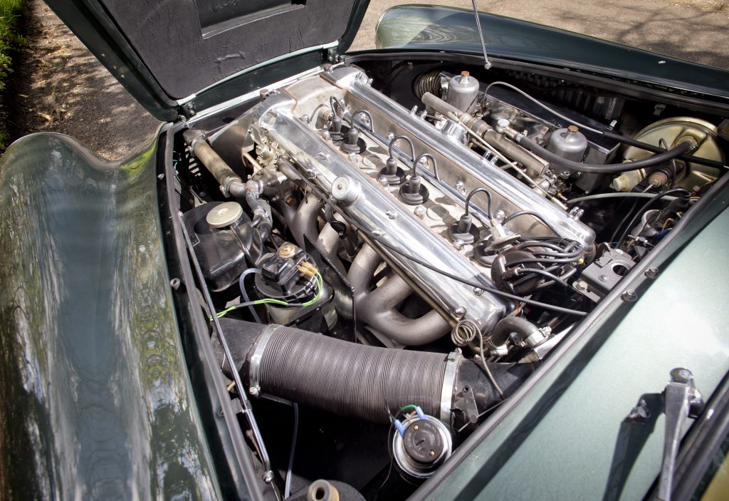 Aston Martin DB4 engine