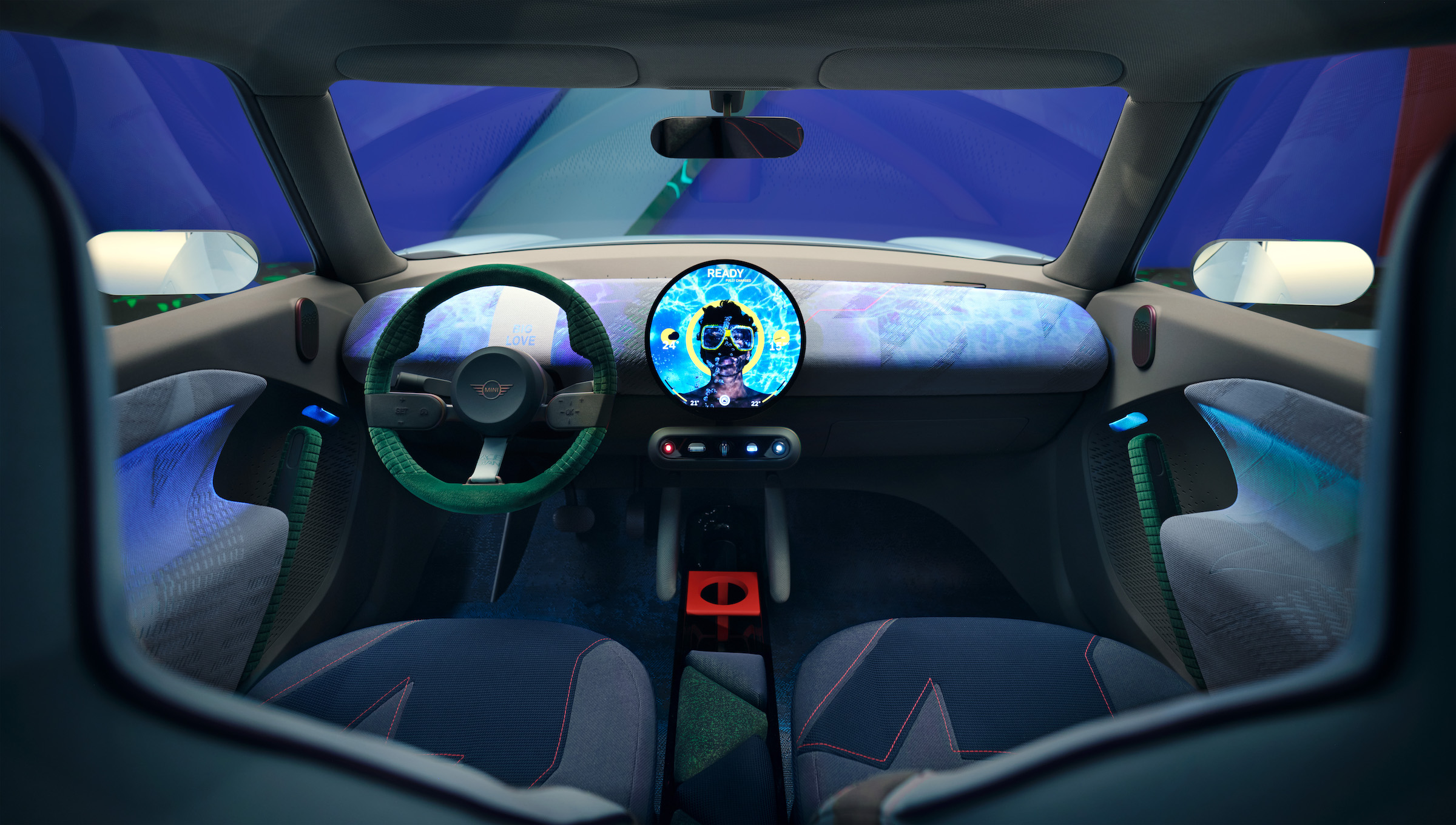 Mini Aceman interior