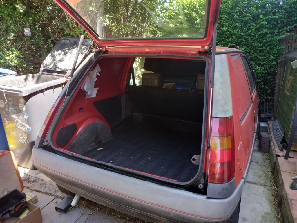 Renault 5 van