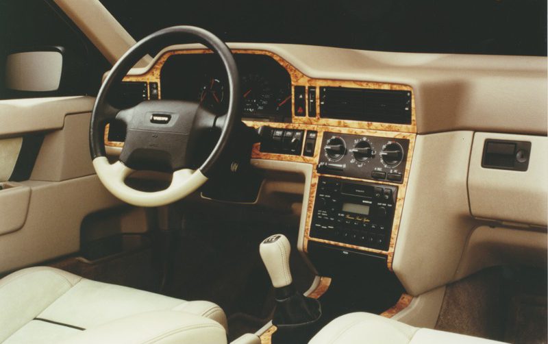 Volvo 850 R interior
