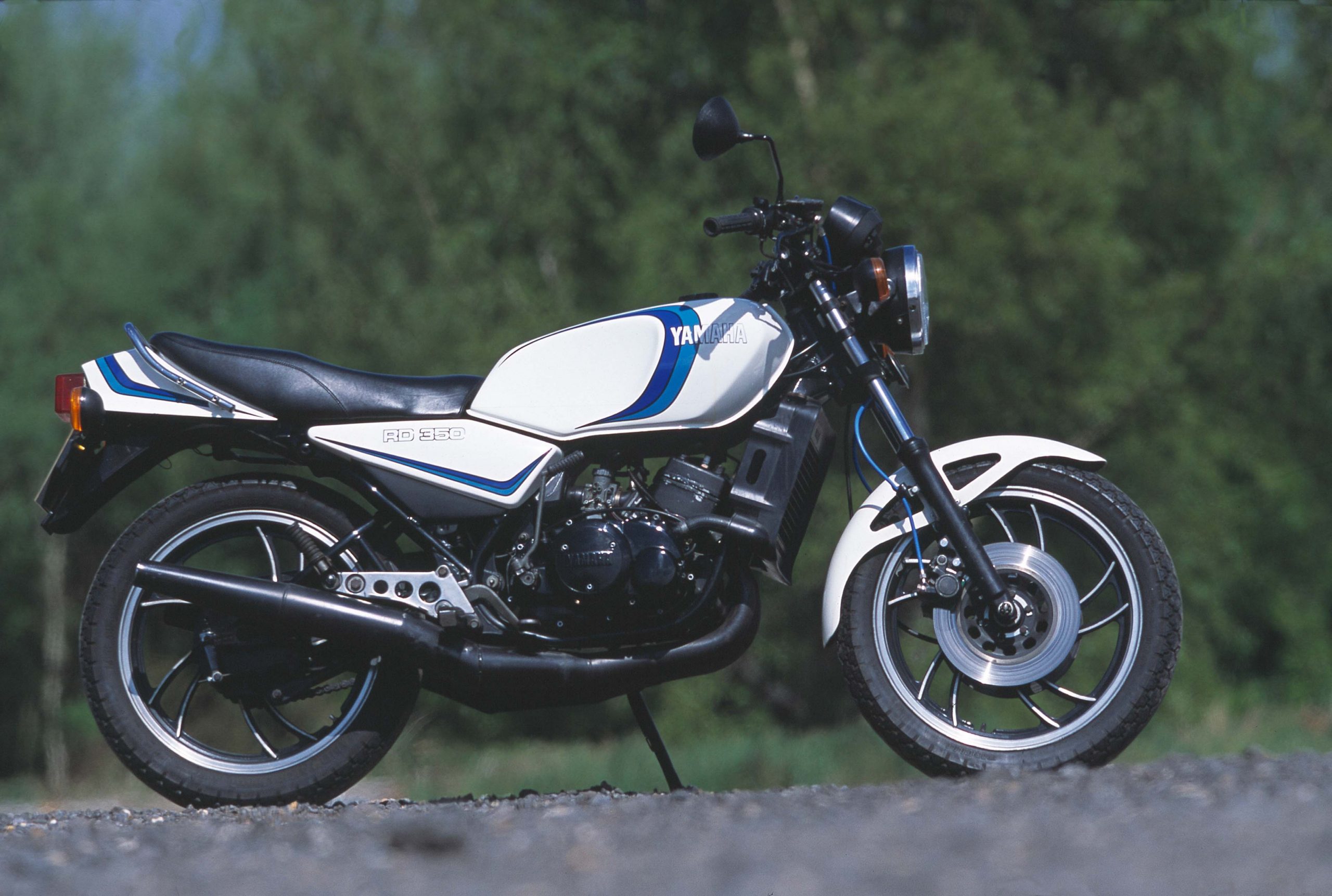Yamaha RD350LC review