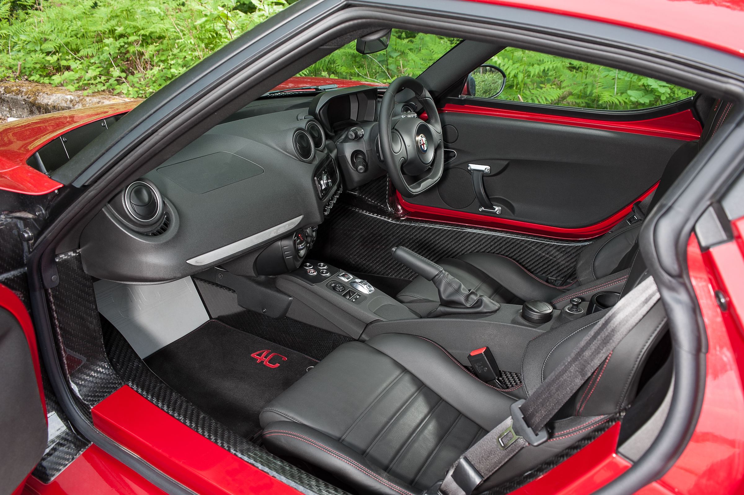 Alfa Romeo 4C interior