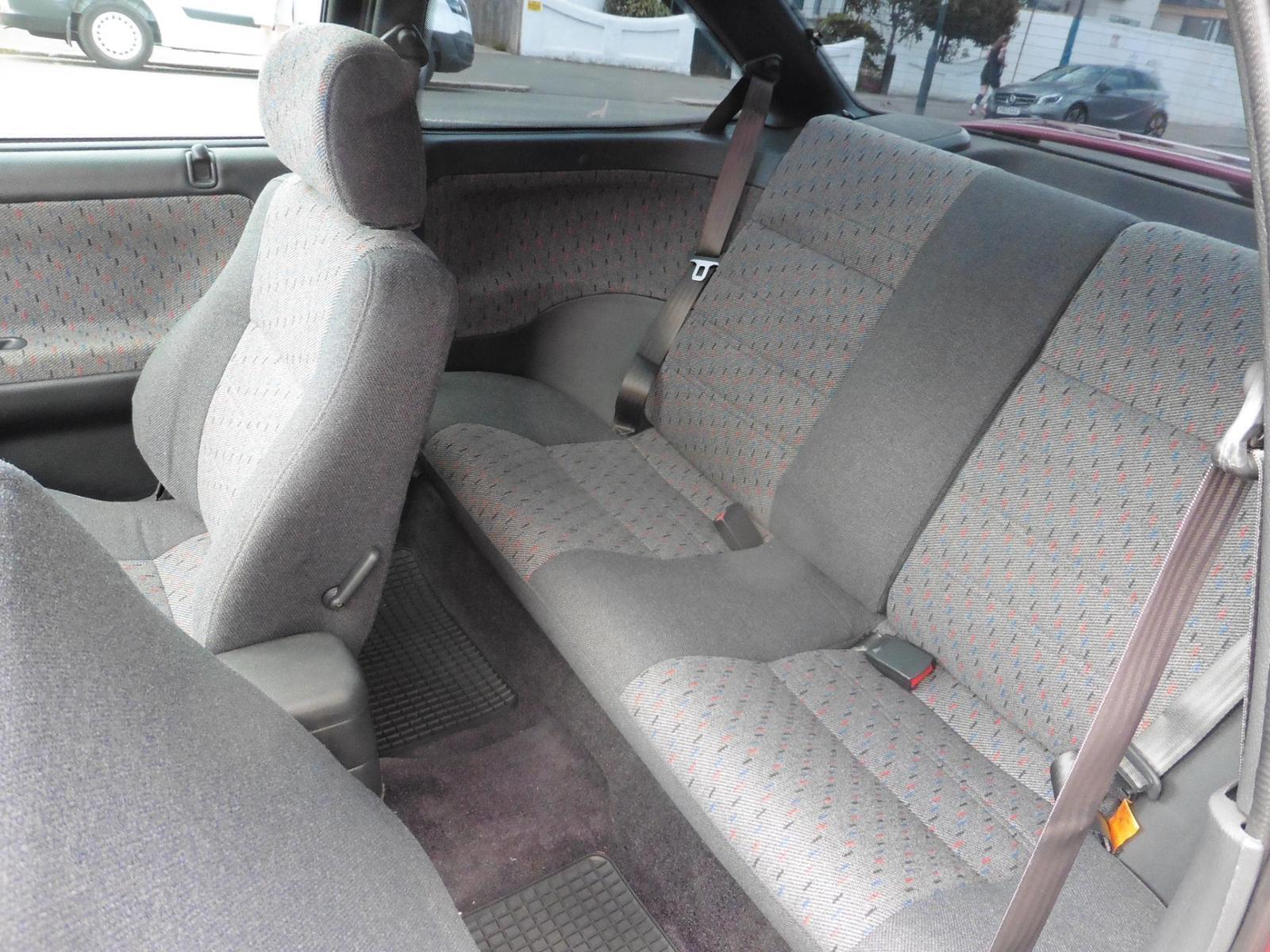 Hyundai S Coupe seats