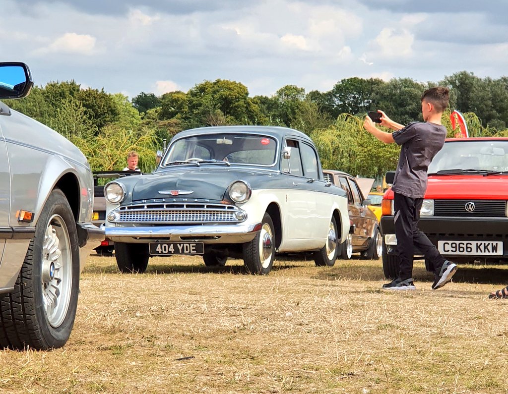 Our Classics: 1959 Hillman Minx