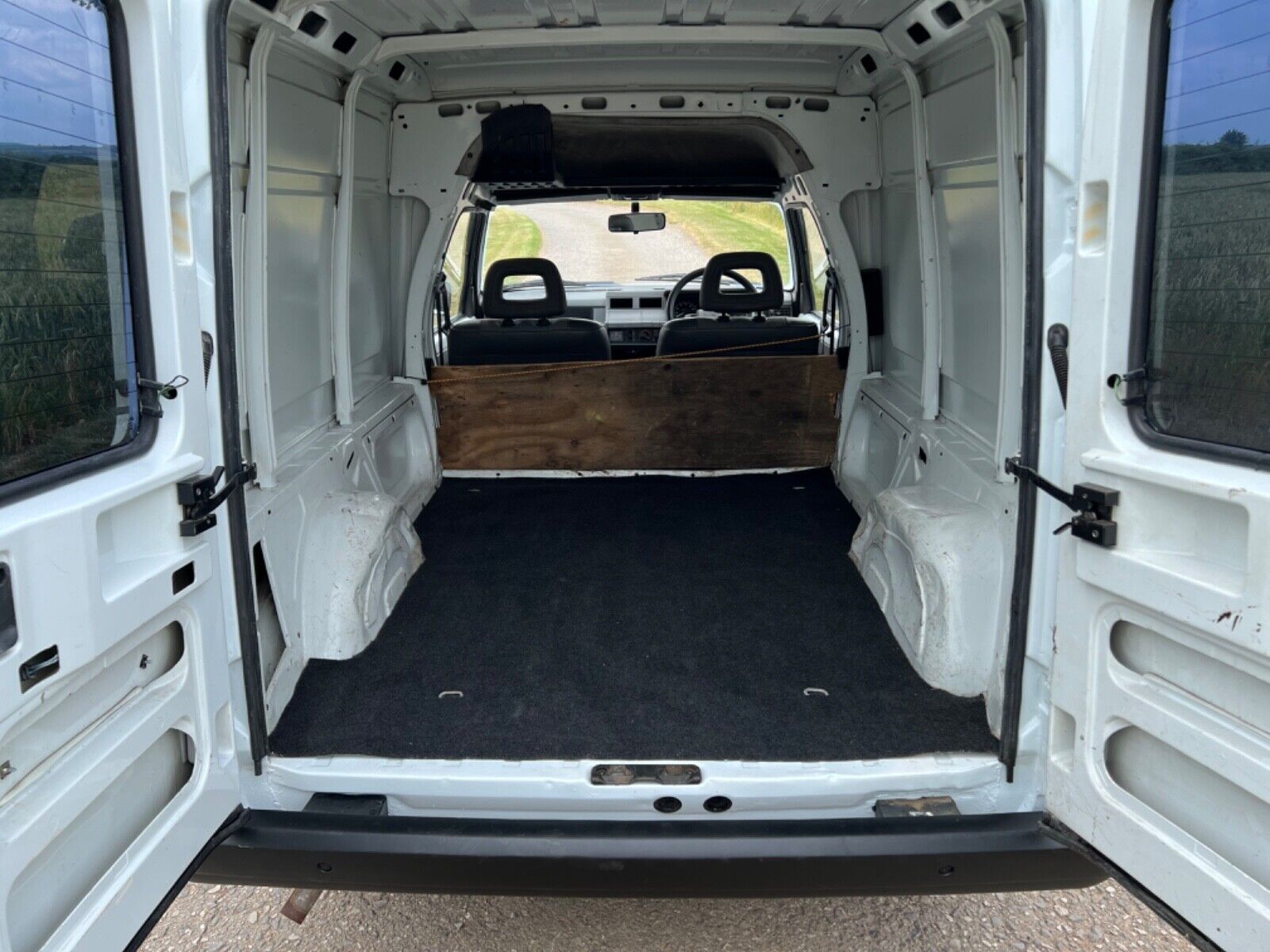Renault Extra van load bay