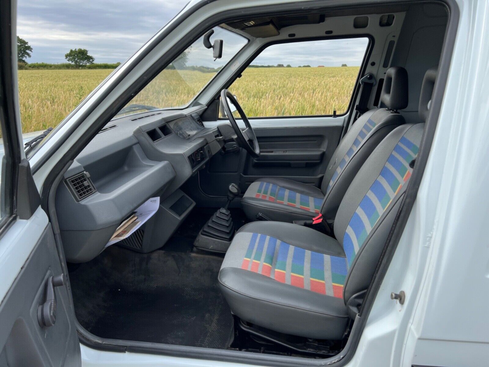 Renault Extra van interior