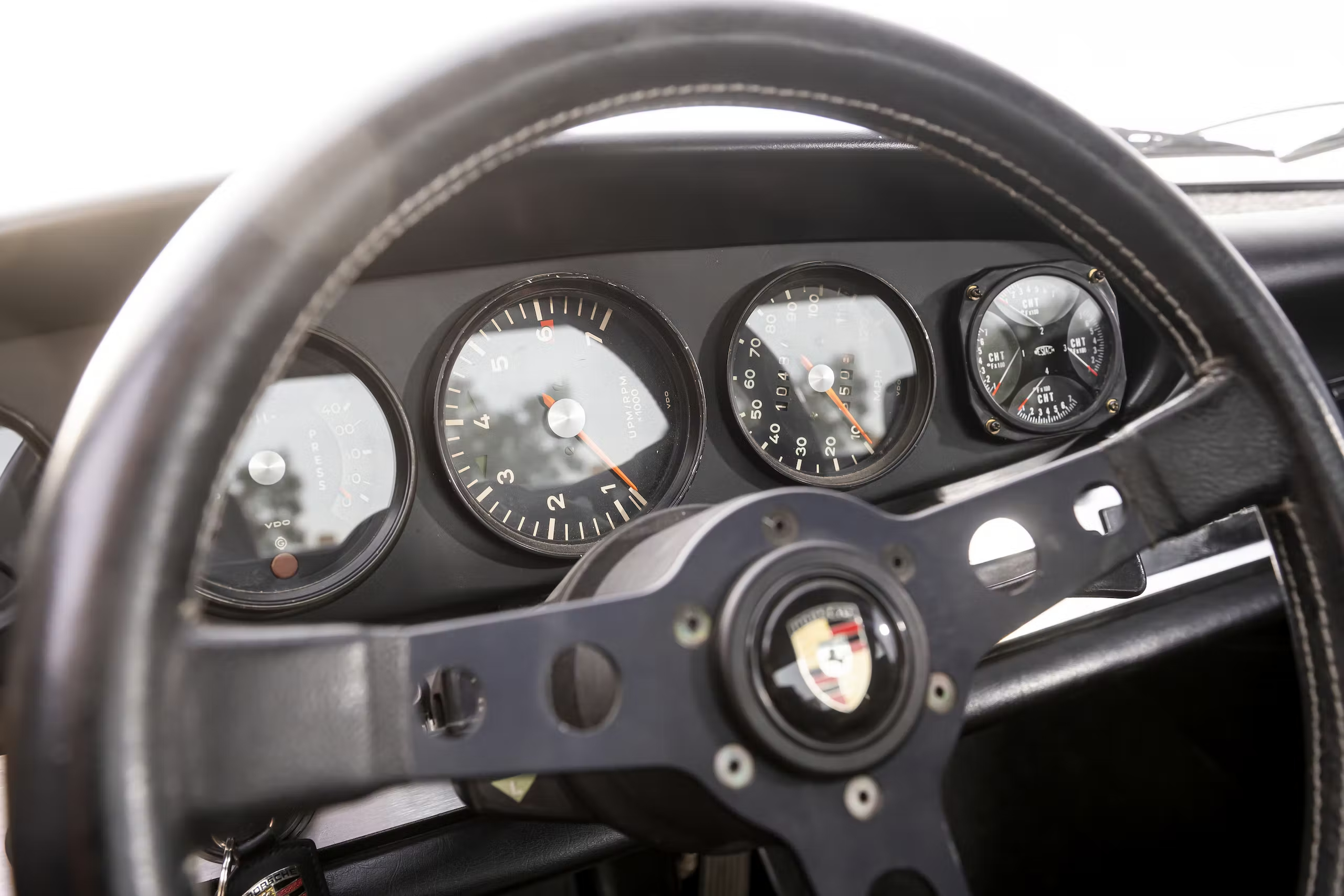 Porsche 912 interior
